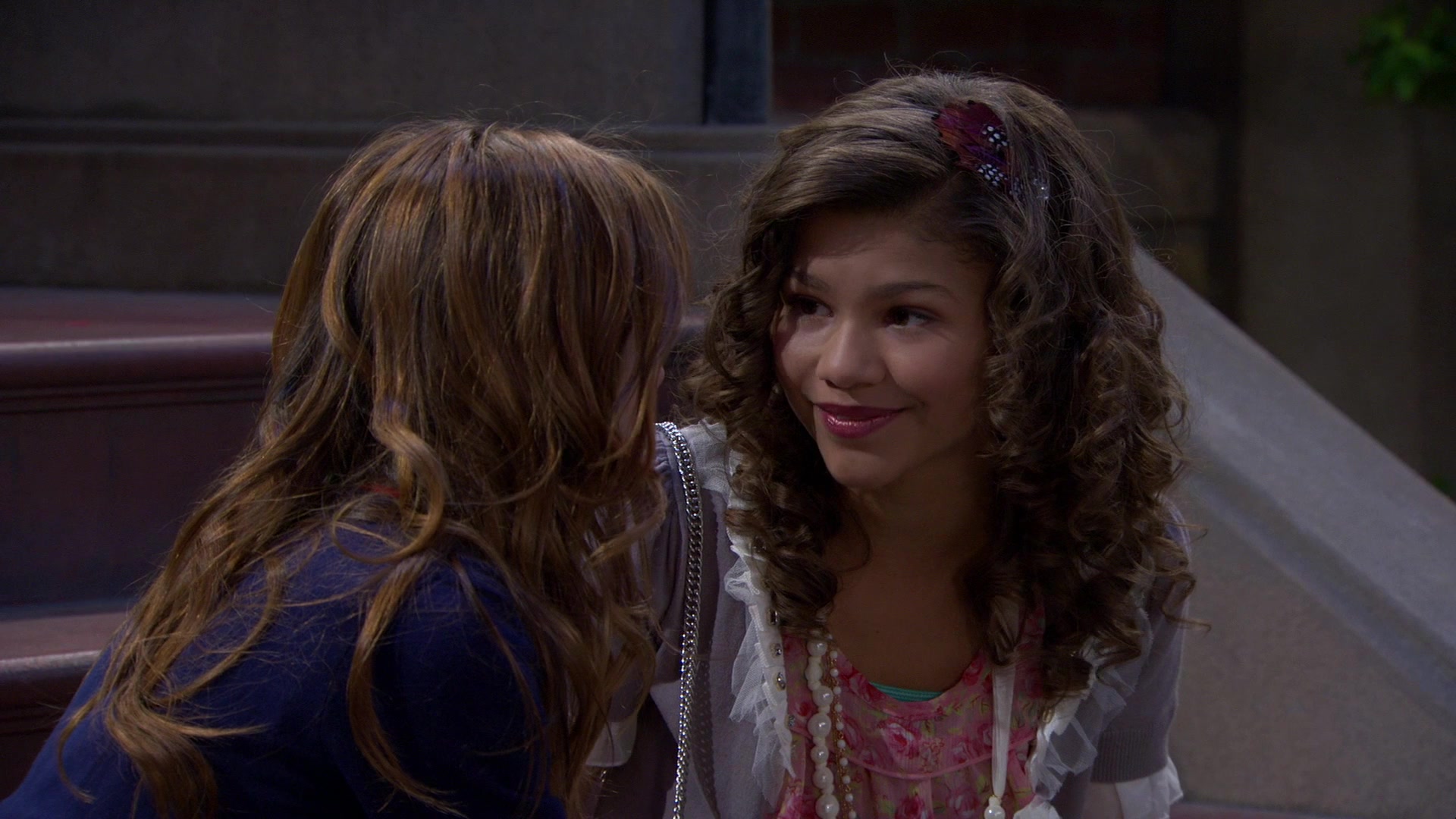 Shake_It_Up_S01E04_1080p_BTD_002812.jpg Shake_It_Up_S01E04_1080p_BTD_002812.jpg