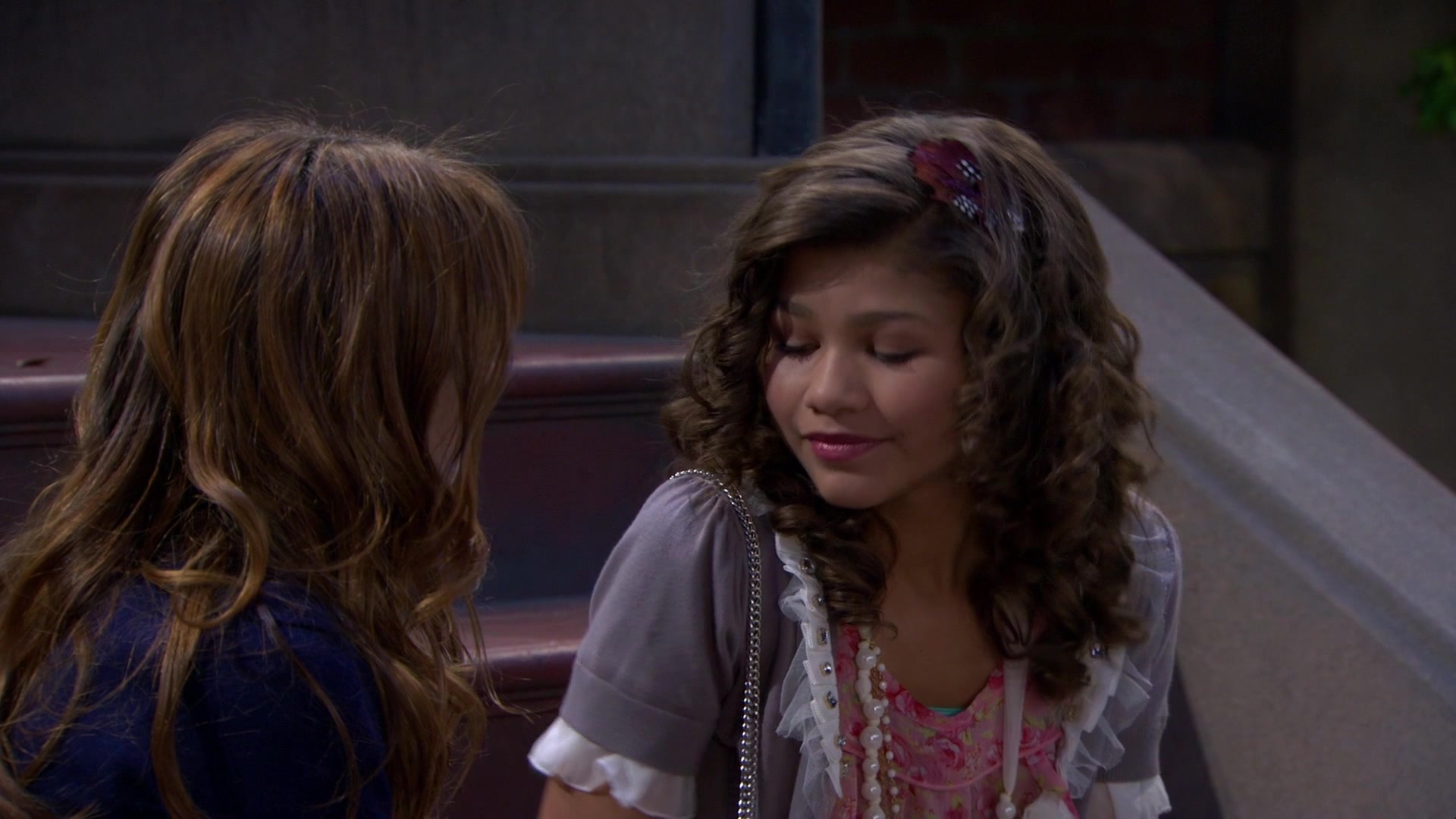 Shake_It_Up_S01E04_1080p_BTD_002858.jpg