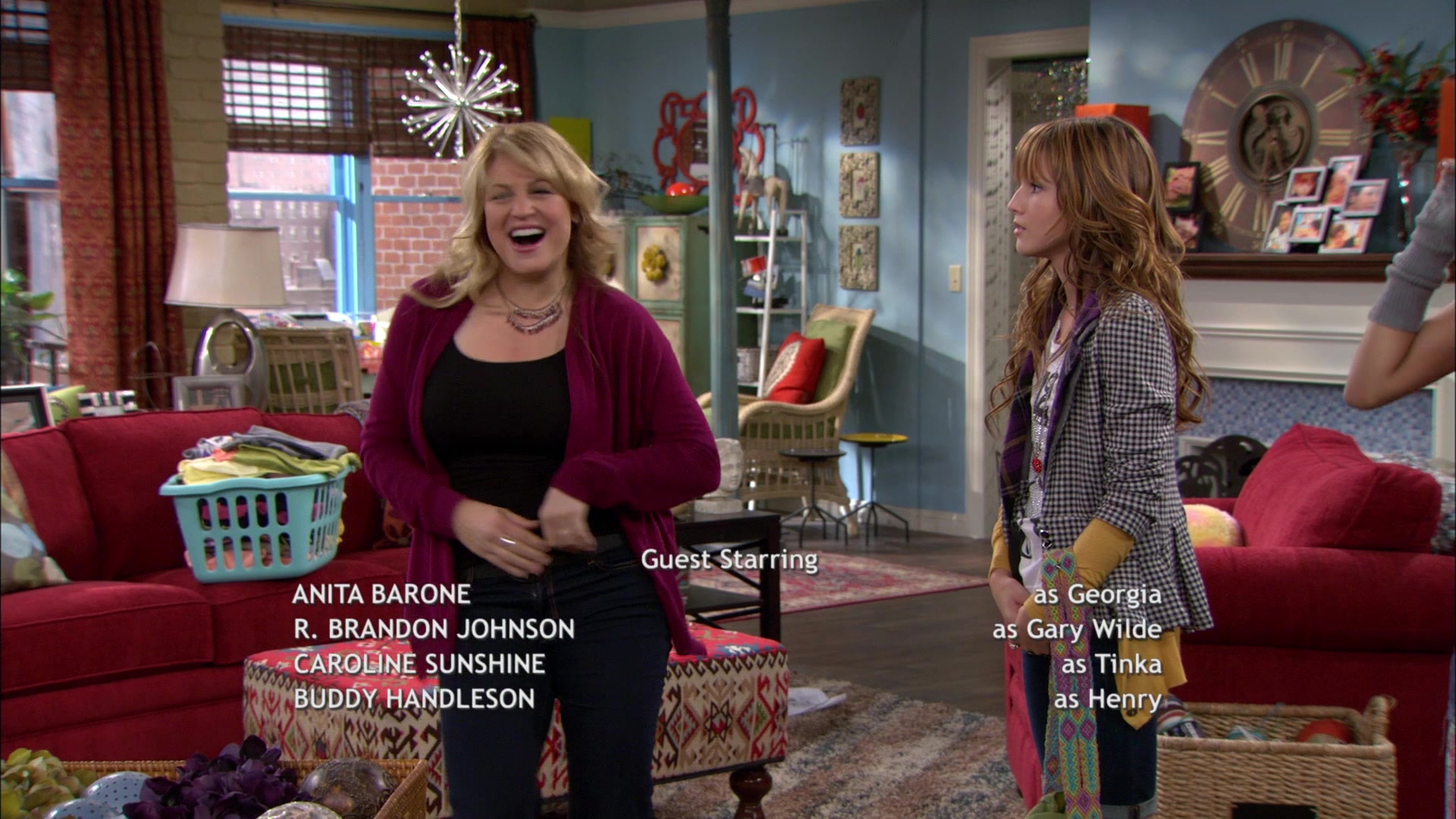 Shake_It_Up_S01E04_1080p_BTD_003070.jpg Shake_It_Up_S01E04_1080p_BTD_003070.jpg