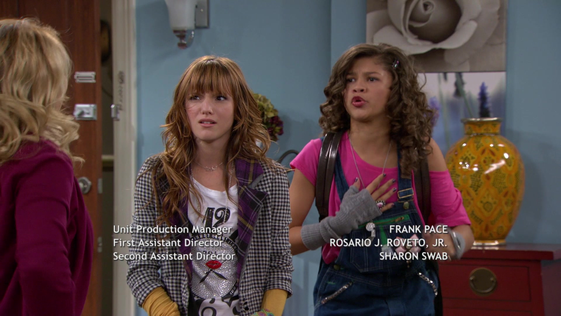 Shake_It_Up_S01E04_1080p_BTD_003077.jpg Shake_It_Up_S01E04_1080p_BTD_003077.jpg