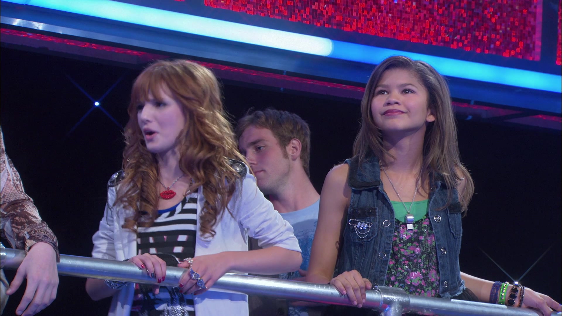 Shake_It_Up_S01E05_1080p_BTD_000071.jpg Shake_It_Up_S01E05_1080p_BTD_000071.jpg
