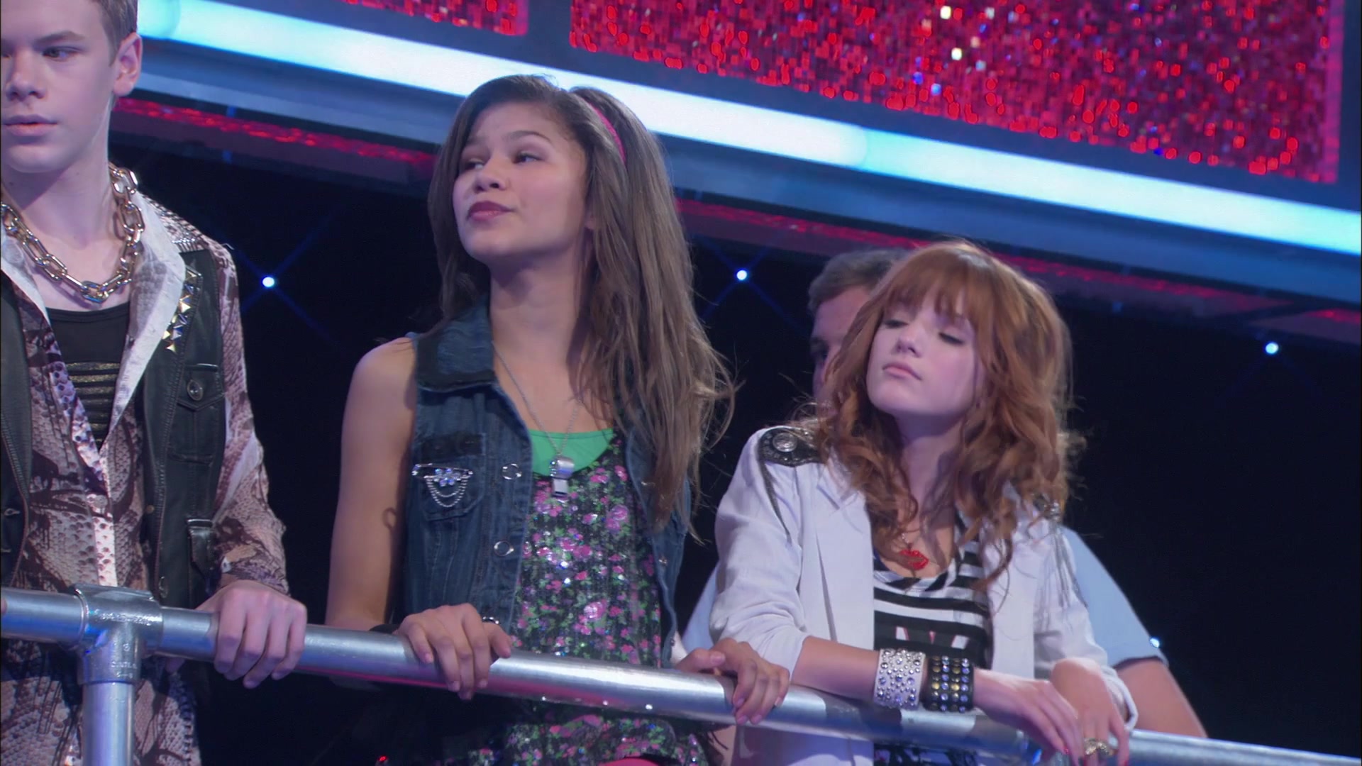 Shake_It_Up_S01E05_1080p_BTD_000091.jpg Shake_It_Up_S01E05_1080p_BTD_000091.jpg