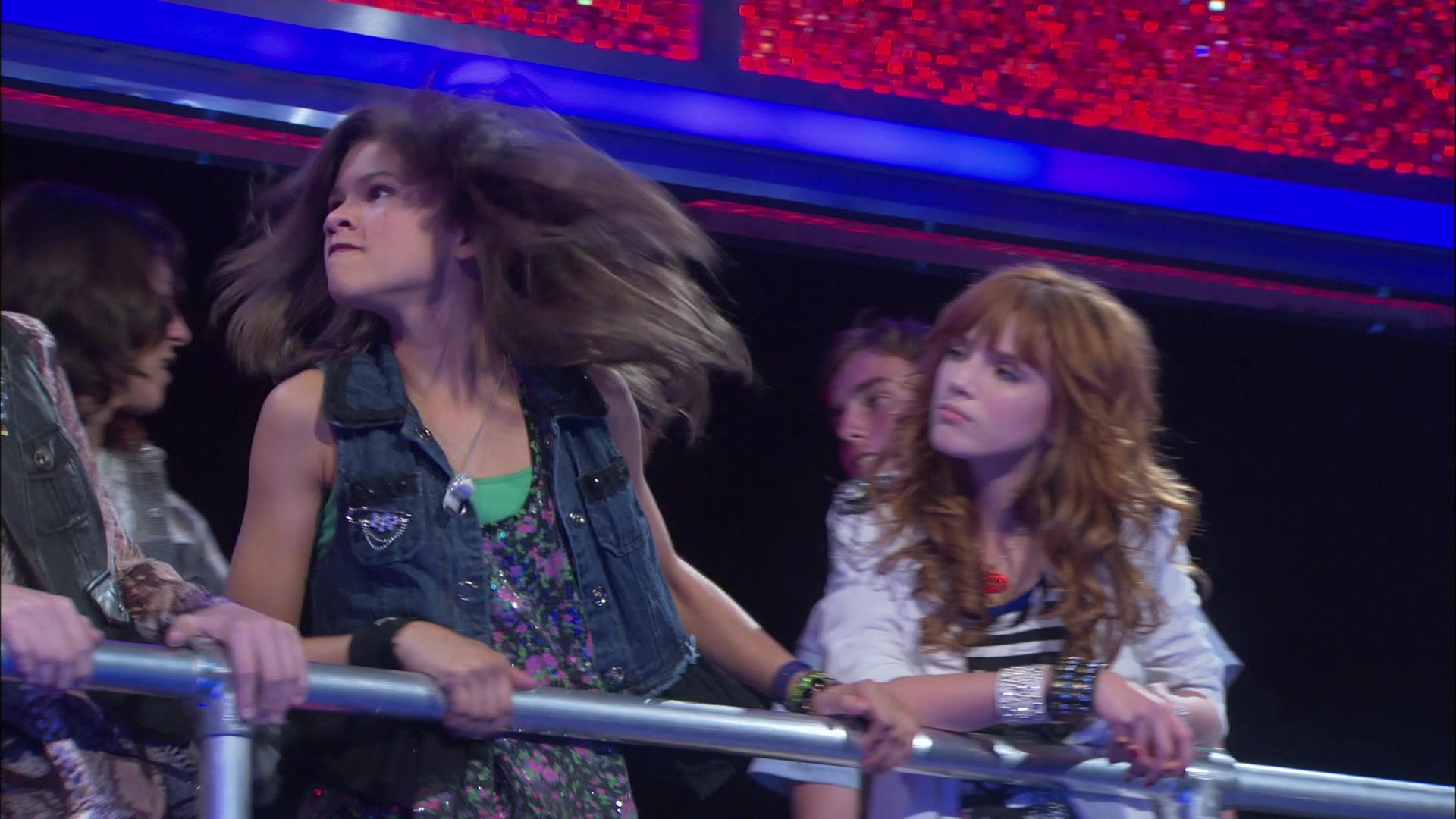 Shake_It_Up_S01E05_1080p_BTD_000105.jpg Shake_It_Up_S01E05_1080p_BTD_000105.jpg