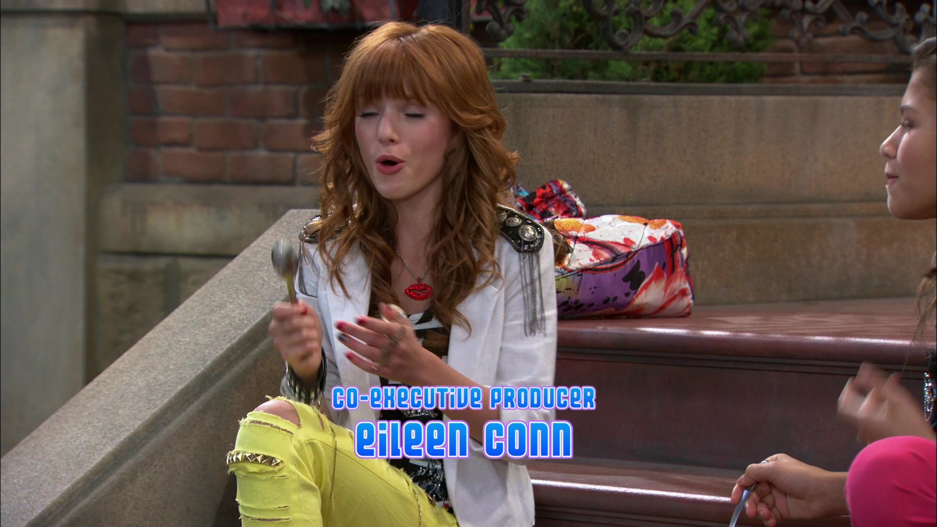 Shake_It_Up_S01E05_1080p_BTD_000463.jpg
