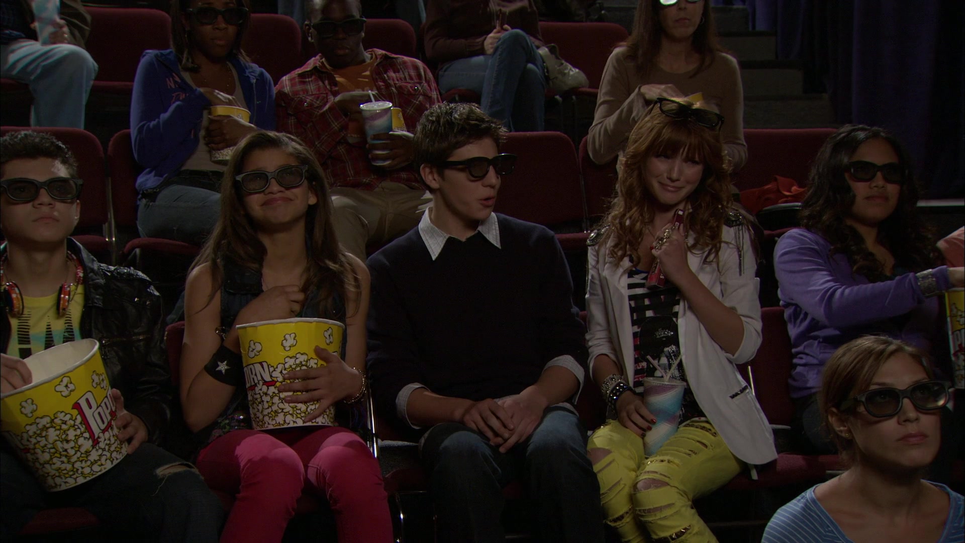 Shake_It_Up_S01E05_1080p_BTD_000948.jpg