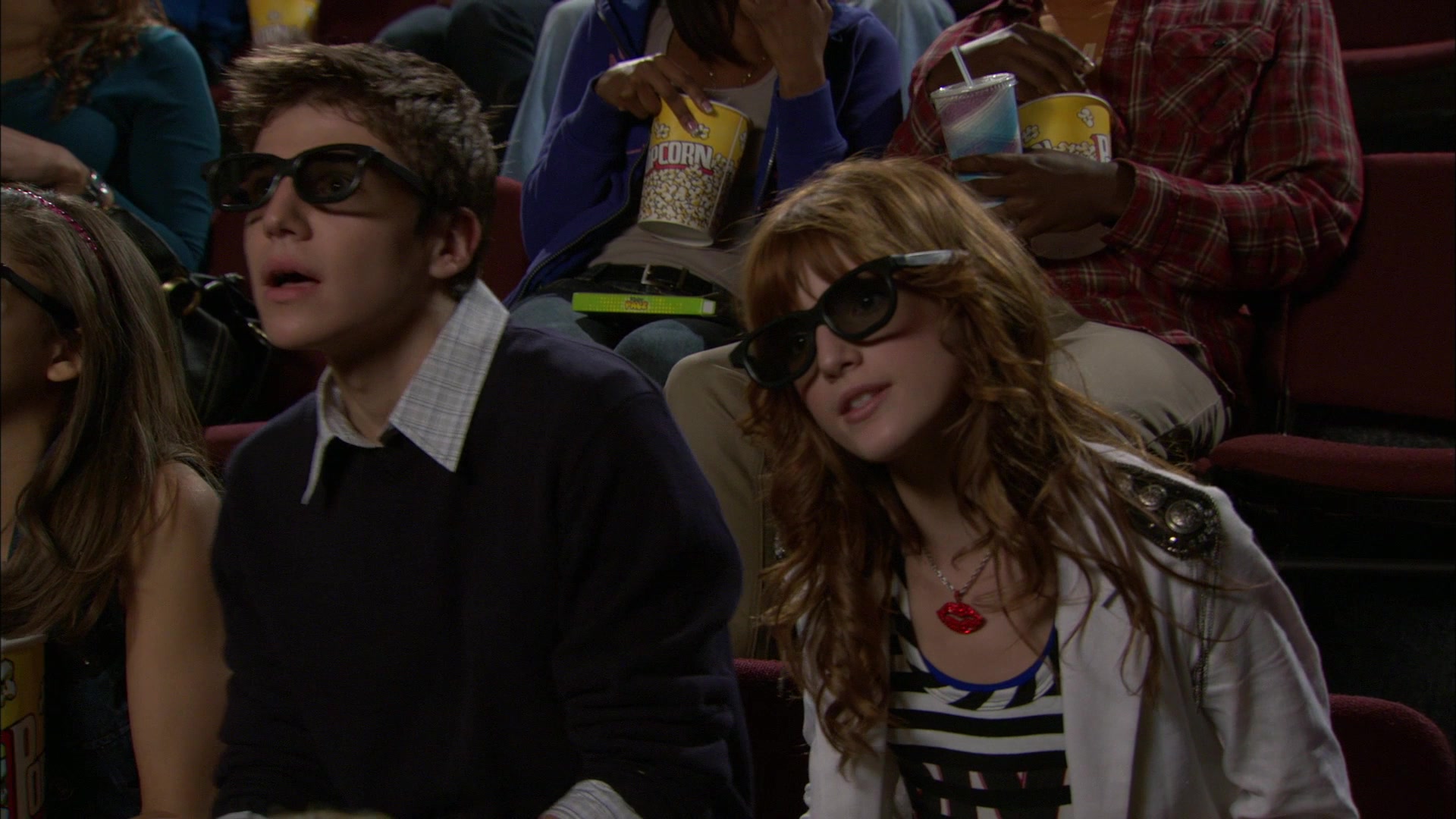 Shake_It_Up_S01E05_1080p_BTD_000999.jpg Shake_It_Up_S01E05_1080p_BTD_000999.jpg