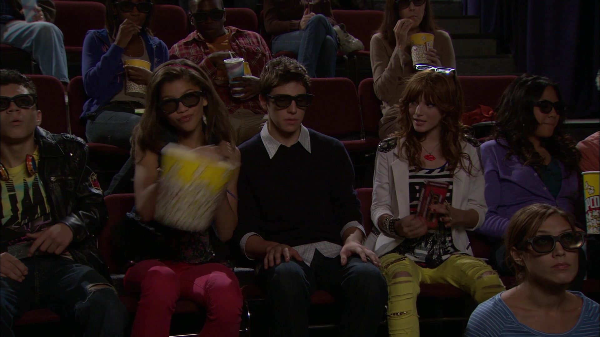 Shake_It_Up_S01E05_1080p_BTD_001012.jpg