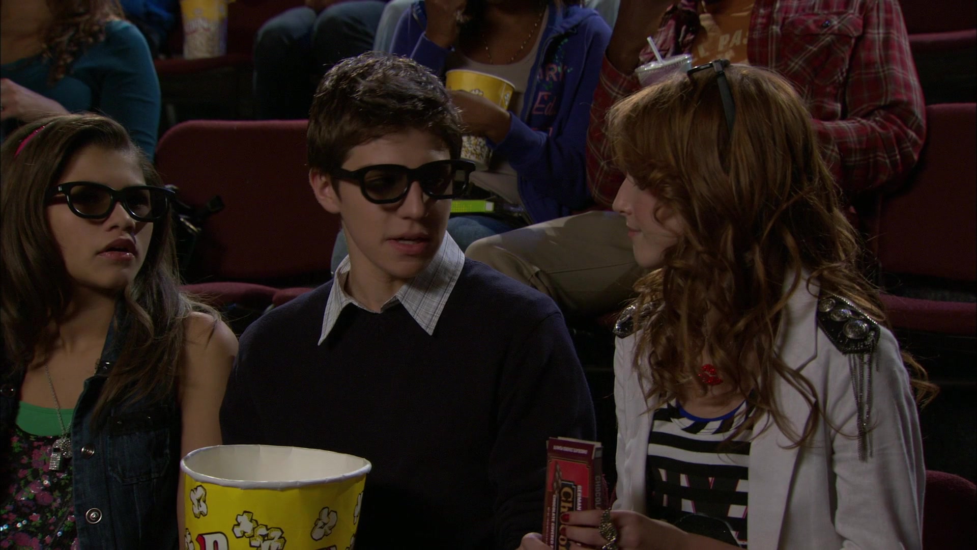 Shake_It_Up_S01E05_1080p_BTD_001021.jpg