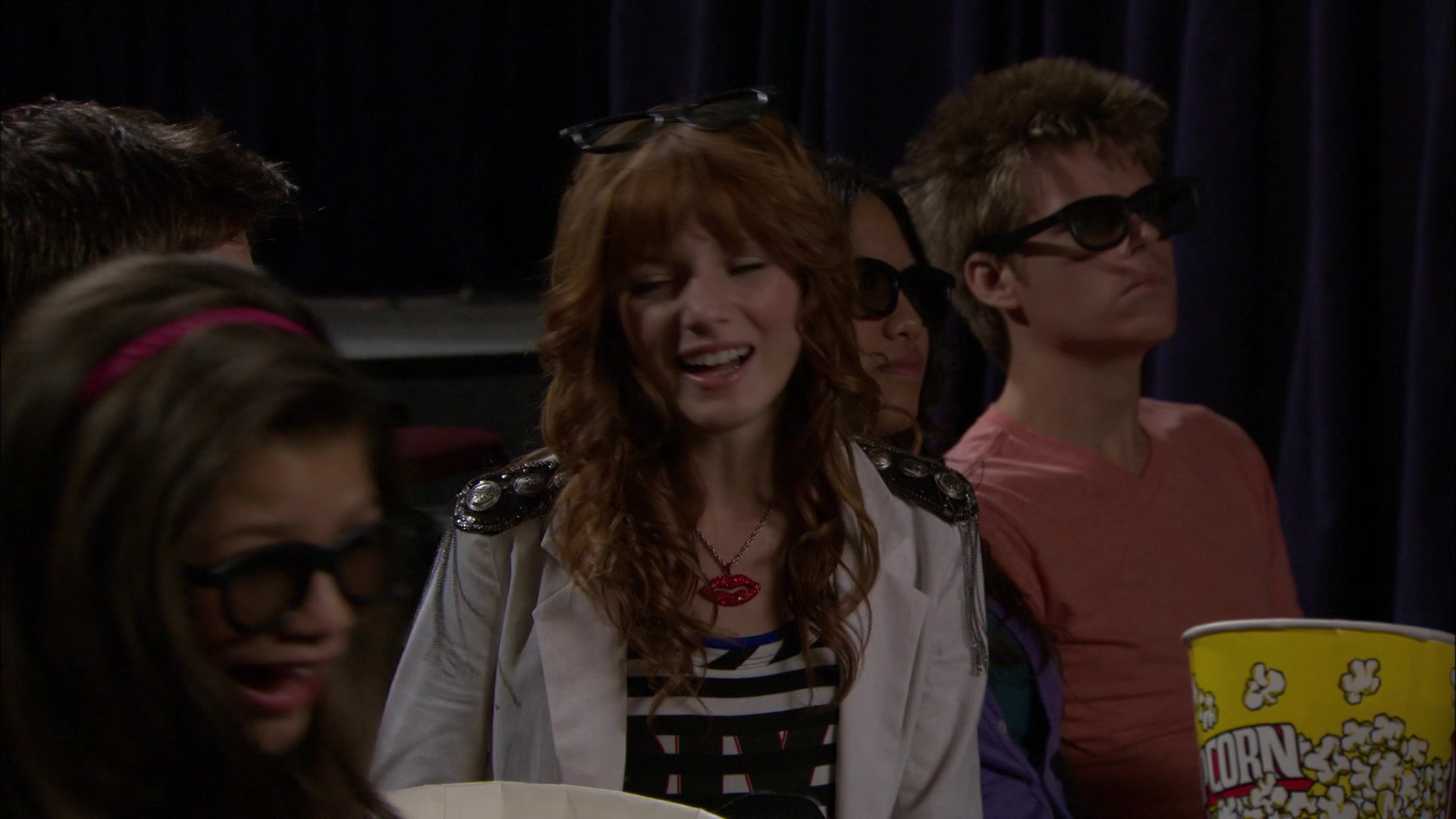 Shake_It_Up_S01E05_1080p_BTD_001081.jpg Shake_It_Up_S01E05_1080p_BTD_001081.jpg