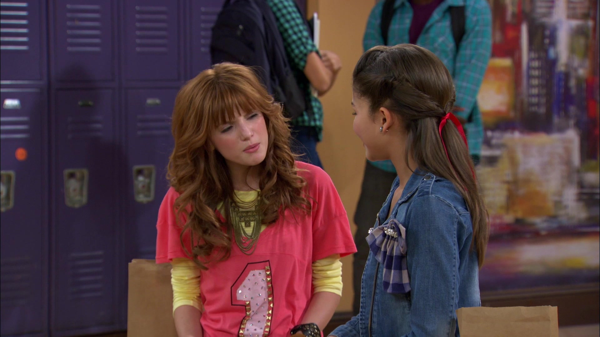 Shake_It_Up_S01E05_1080p_BTD_001256.jpg