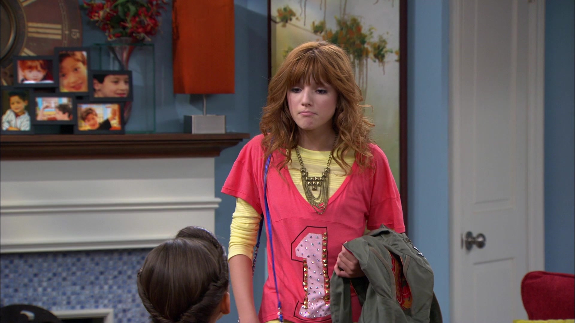 Shake_It_Up_S01E05_1080p_BTD_001657.jpg