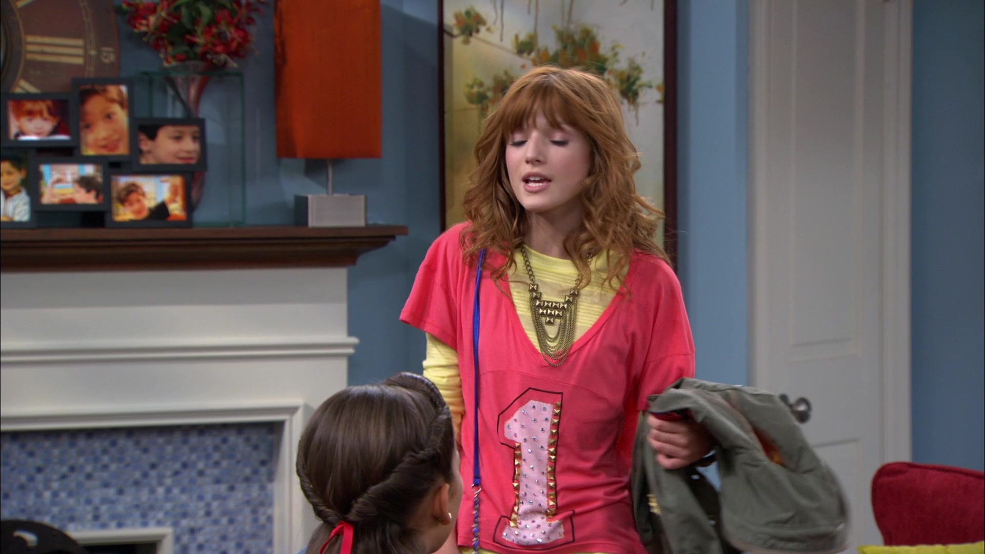 Shake_It_Up_S01E05_1080p_BTD_001661.jpg Shake_It_Up_S01E05_1080p_BTD_001661.jpg