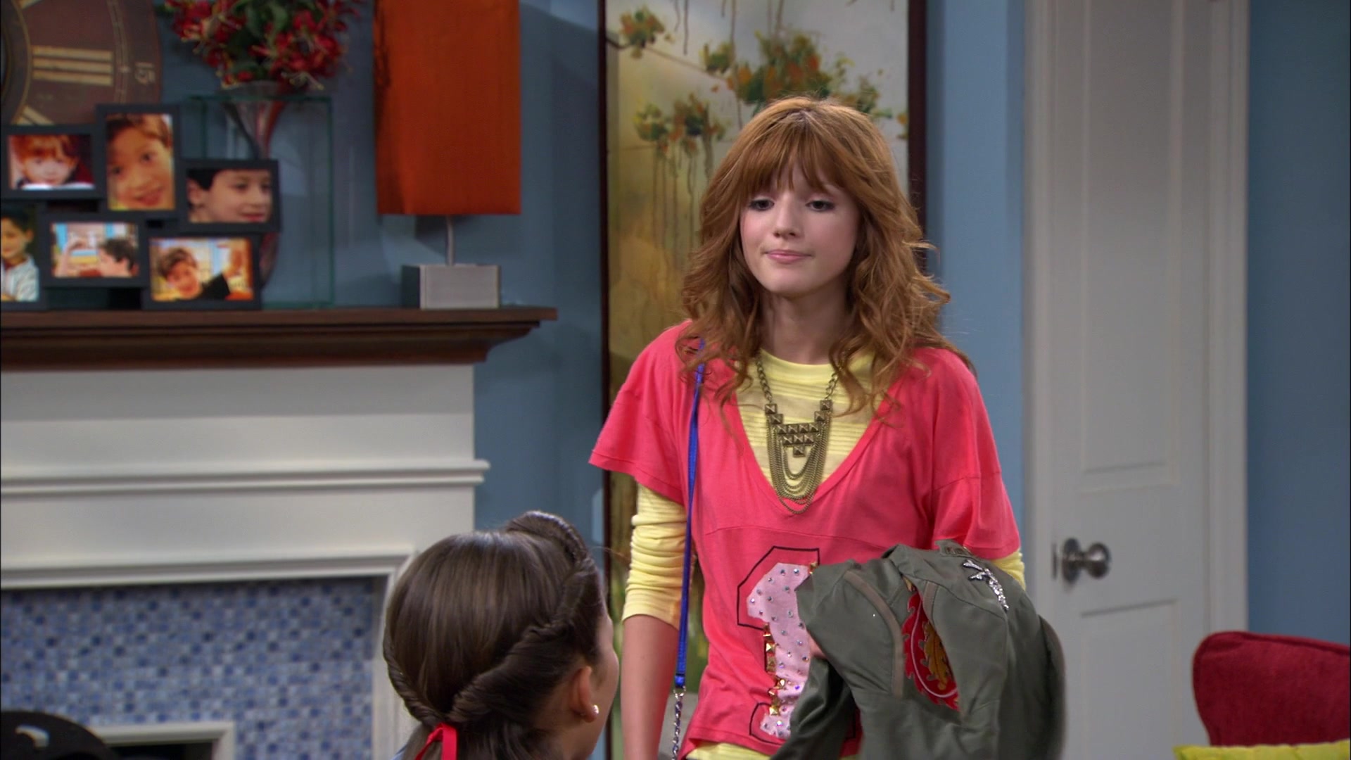 Shake_It_Up_S01E05_1080p_BTD_001662.jpg Shake_It_Up_S01E05_1080p_BTD_001662.jpg