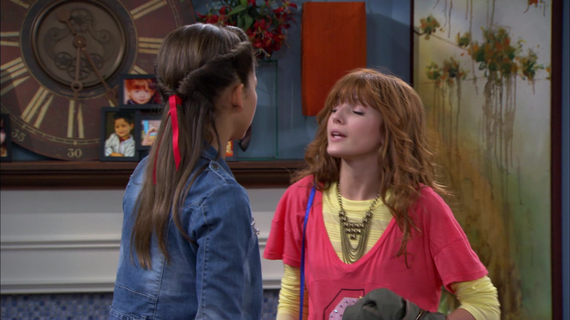 Shake_It_Up_S01E05_1080p_BTD_001694.jpg Shake_It_Up_S01E05_1080p_BTD_001694.jpg