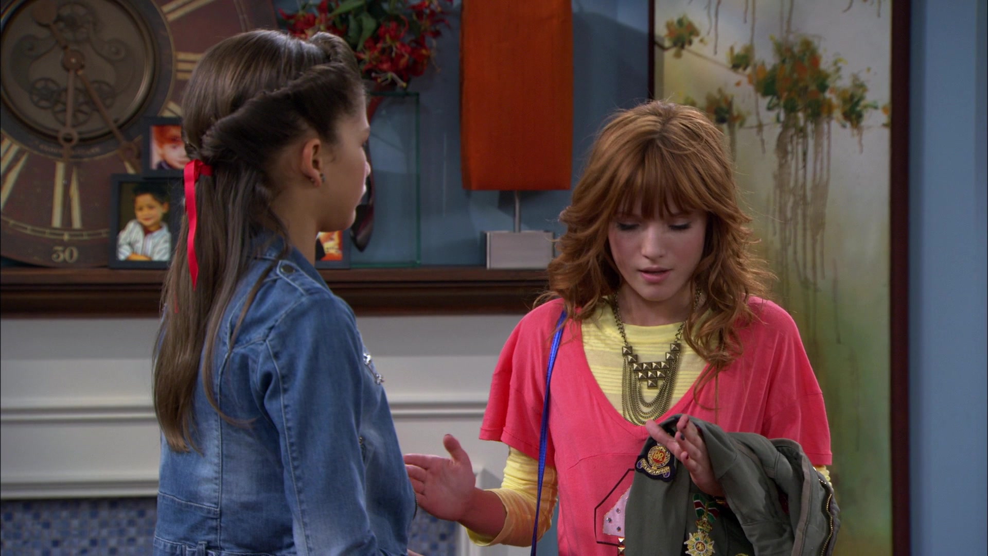 Shake_It_Up_S01E05_1080p_BTD_001734.jpg Shake_It_Up_S01E05_1080p_BTD_001734.jpg