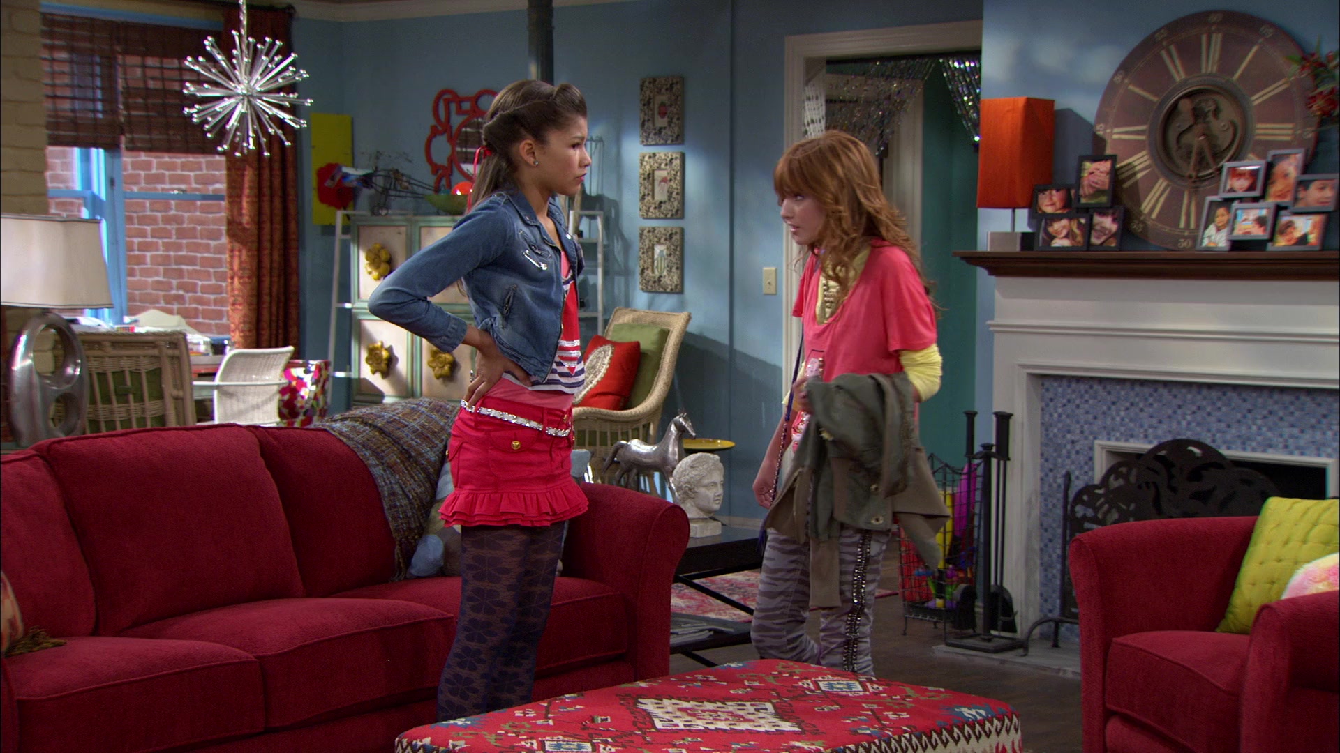 Shake_It_Up_S01E05_1080p_BTD_001762.jpg Shake_It_Up_S01E05_1080p_BTD_001762.jpg