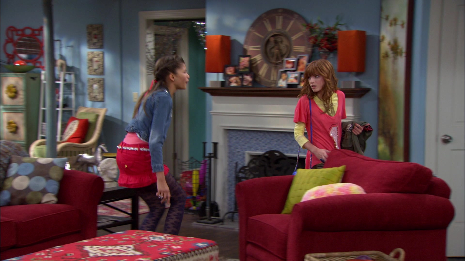 Shake_It_Up_S01E05_1080p_BTD_001766.jpg Shake_It_Up_S01E05_1080p_BTD_001766.jpg