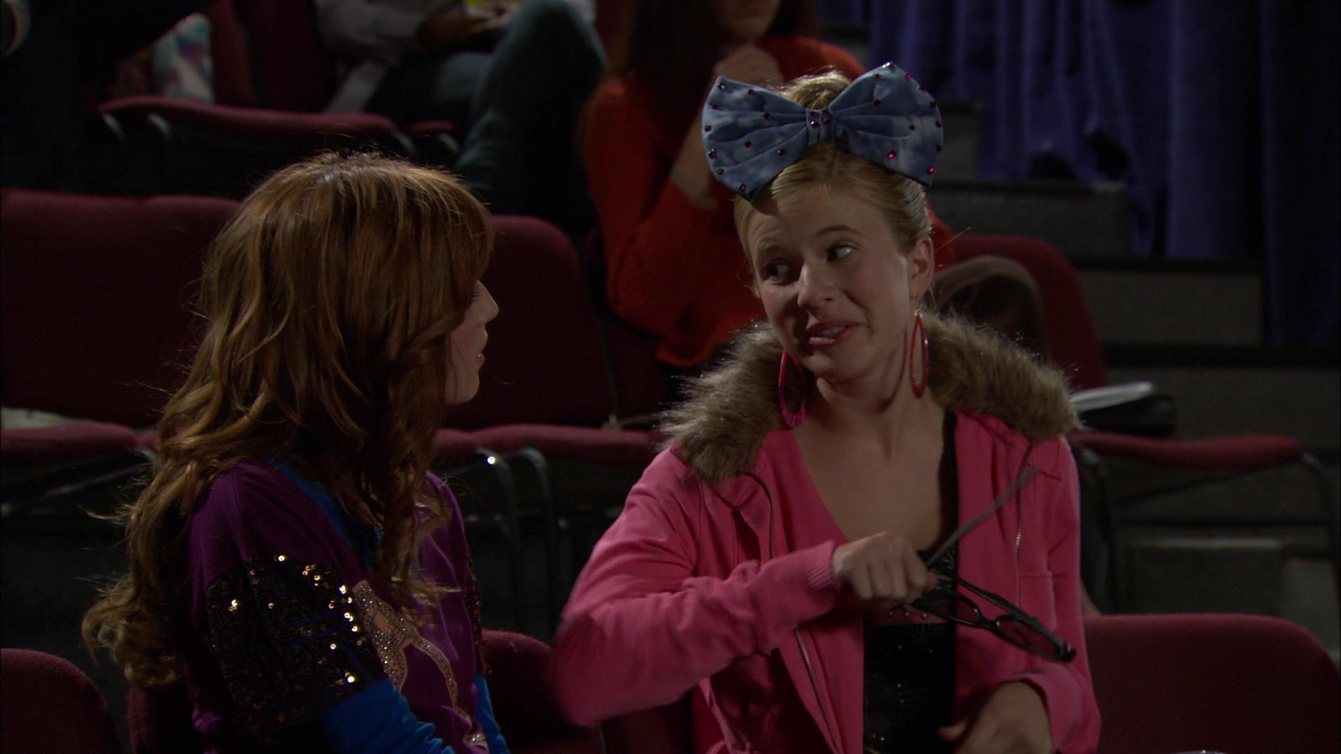 Shake_It_Up_S01E05_1080p_BTD_002326.jpg Shake_It_Up_S01E05_1080p_BTD_002326.jpg