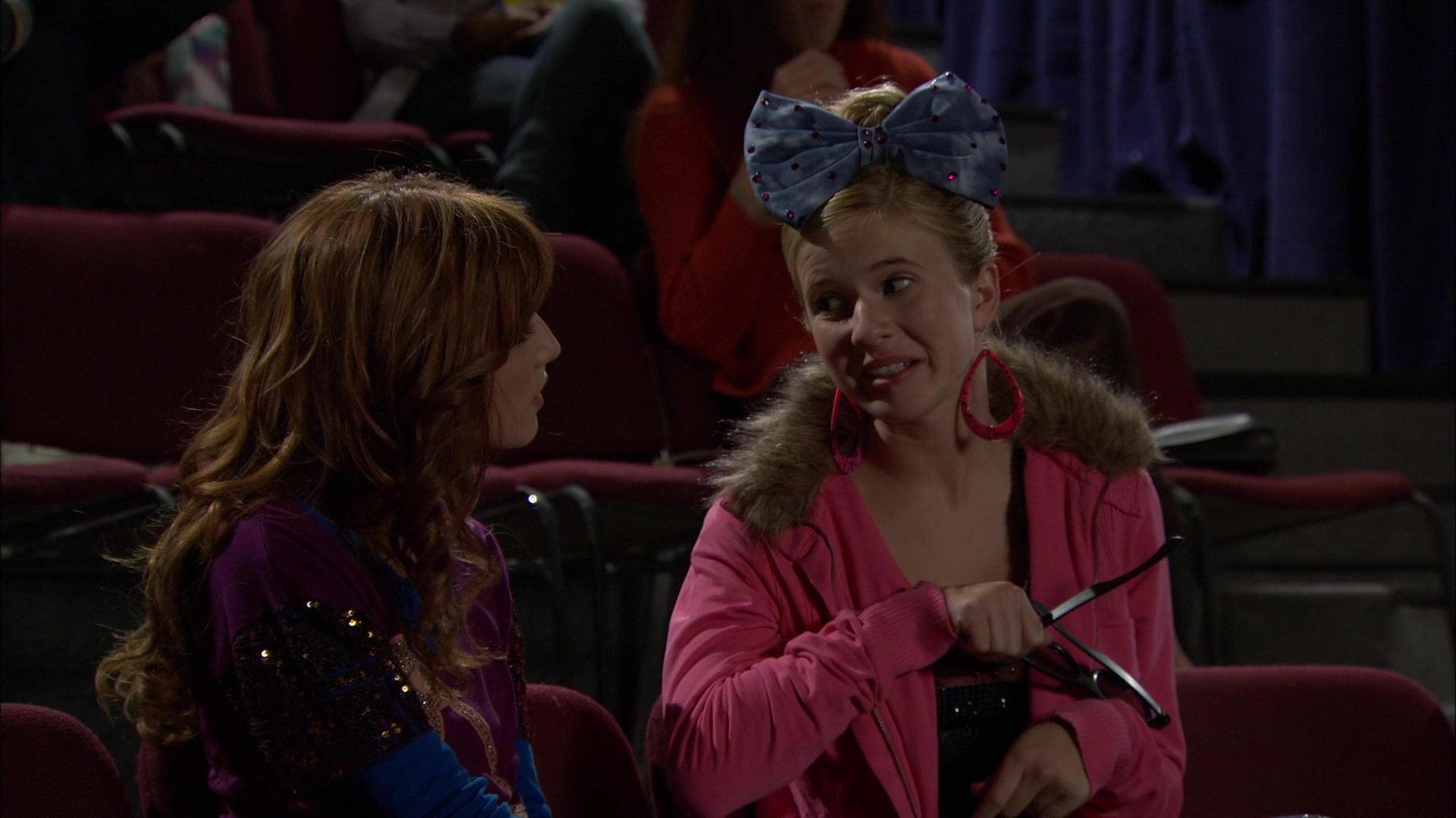 Shake_It_Up_S01E05_1080p_BTD_002327.jpg Shake_It_Up_S01E05_1080p_BTD_002327.jpg