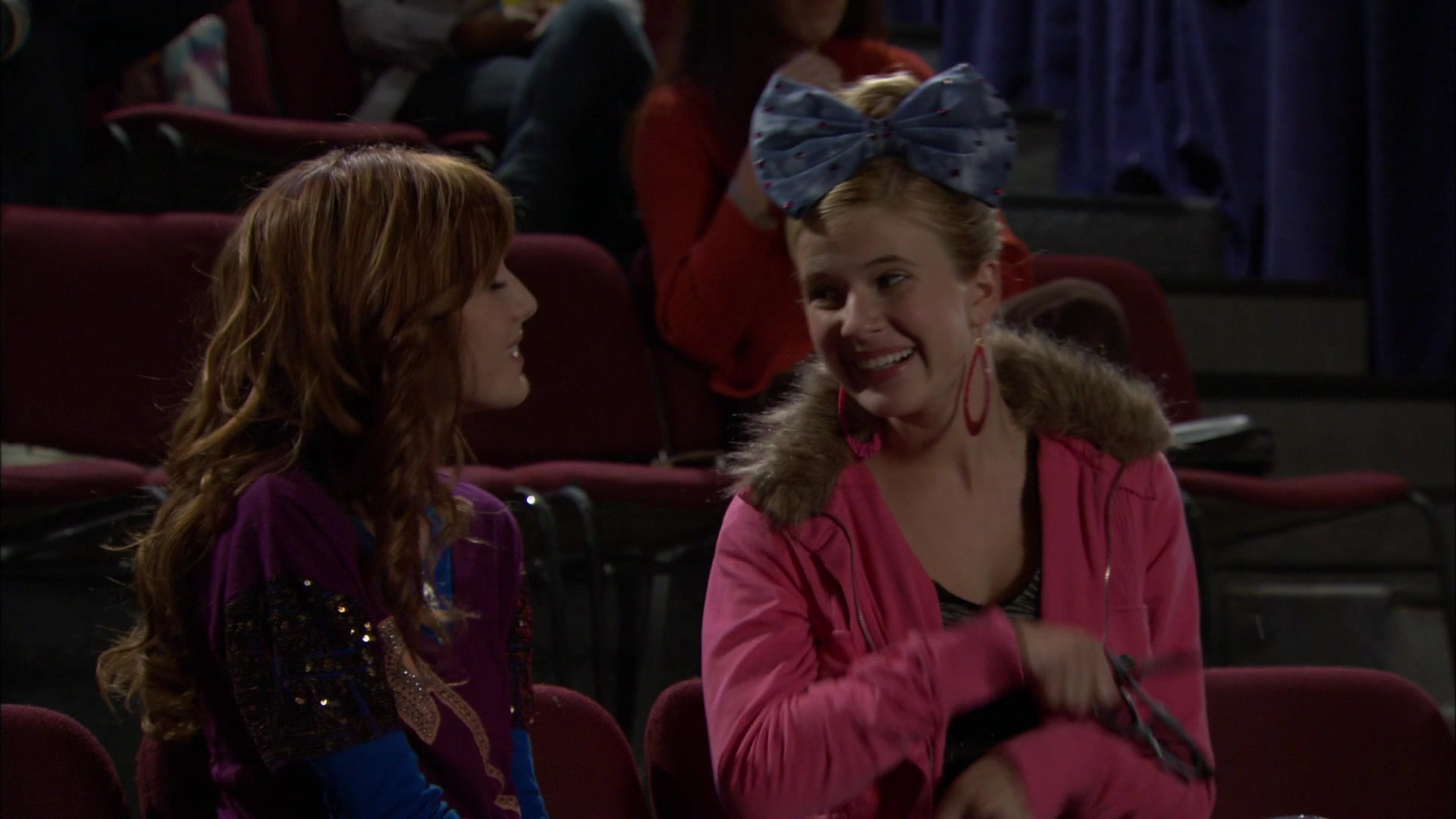 Shake_It_Up_S01E05_1080p_BTD_002329.jpg Shake_It_Up_S01E05_1080p_BTD_002329.jpg