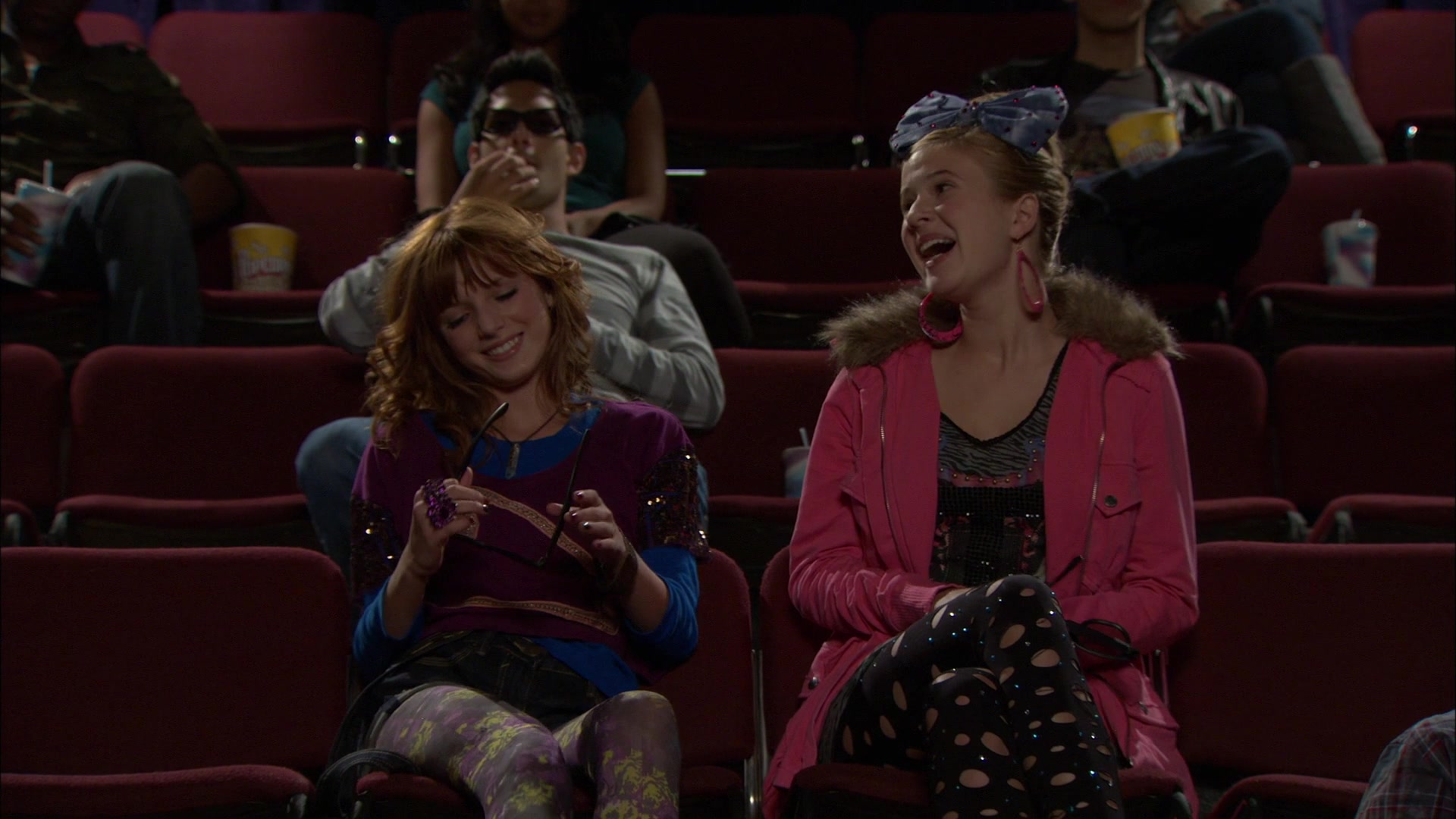 Shake_It_Up_S01E05_1080p_BTD_002372.jpg