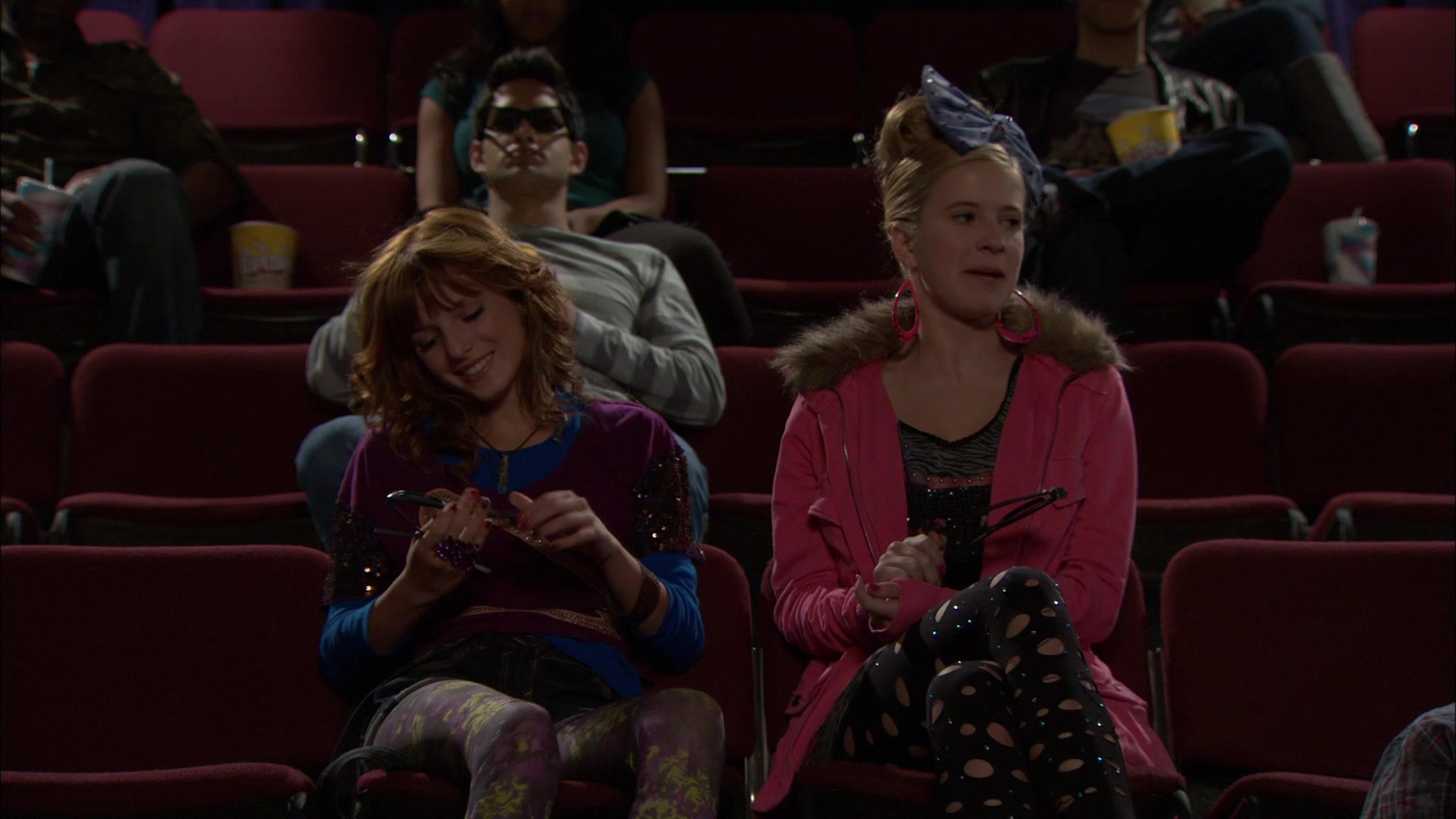 Shake_It_Up_S01E05_1080p_BTD_002378.jpg Shake_It_Up_S01E05_1080p_BTD_002378.jpg
