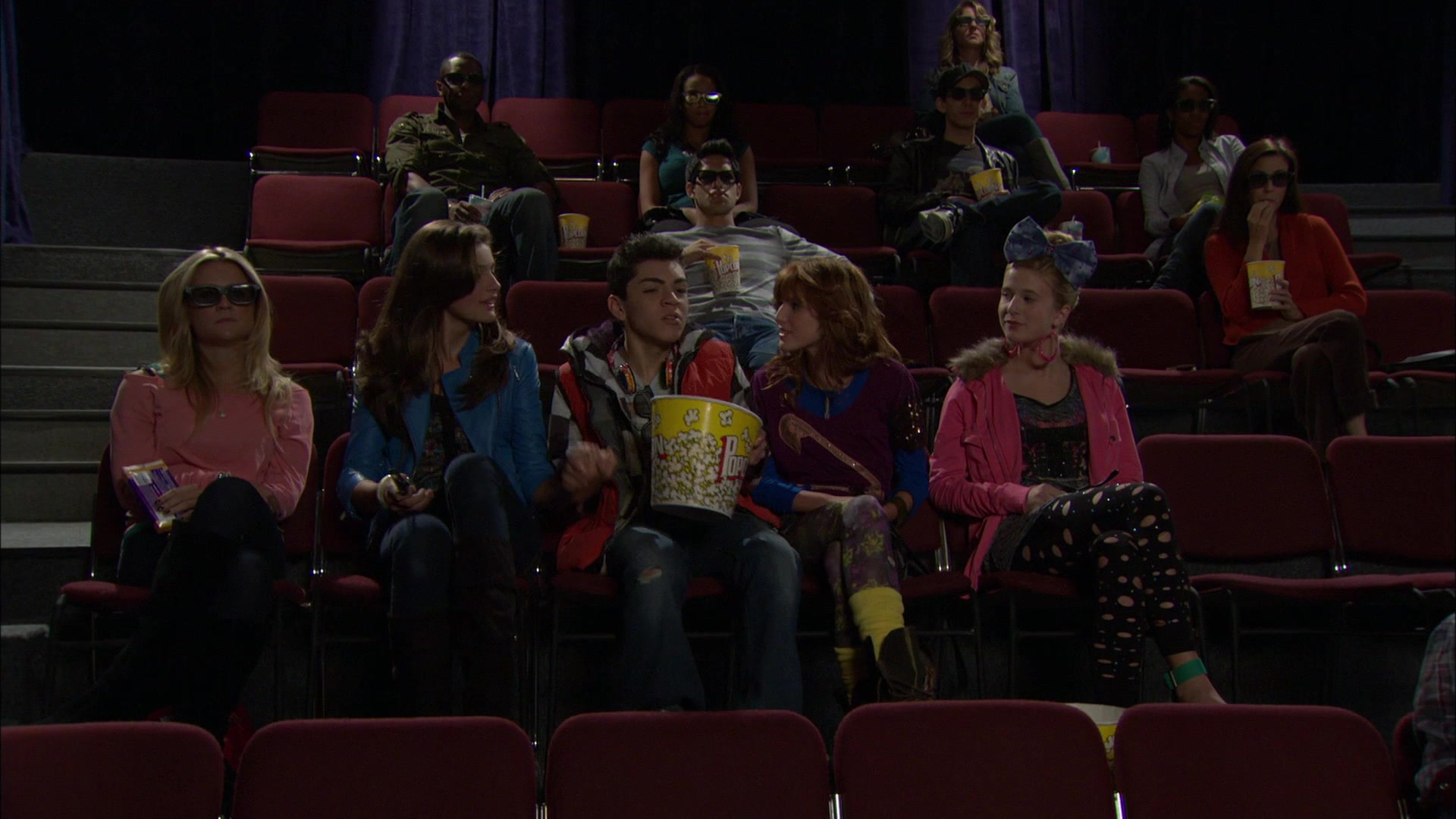 Shake_It_Up_S01E05_1080p_BTD_002397.jpg Shake_It_Up_S01E05_1080p_BTD_002397.jpg
