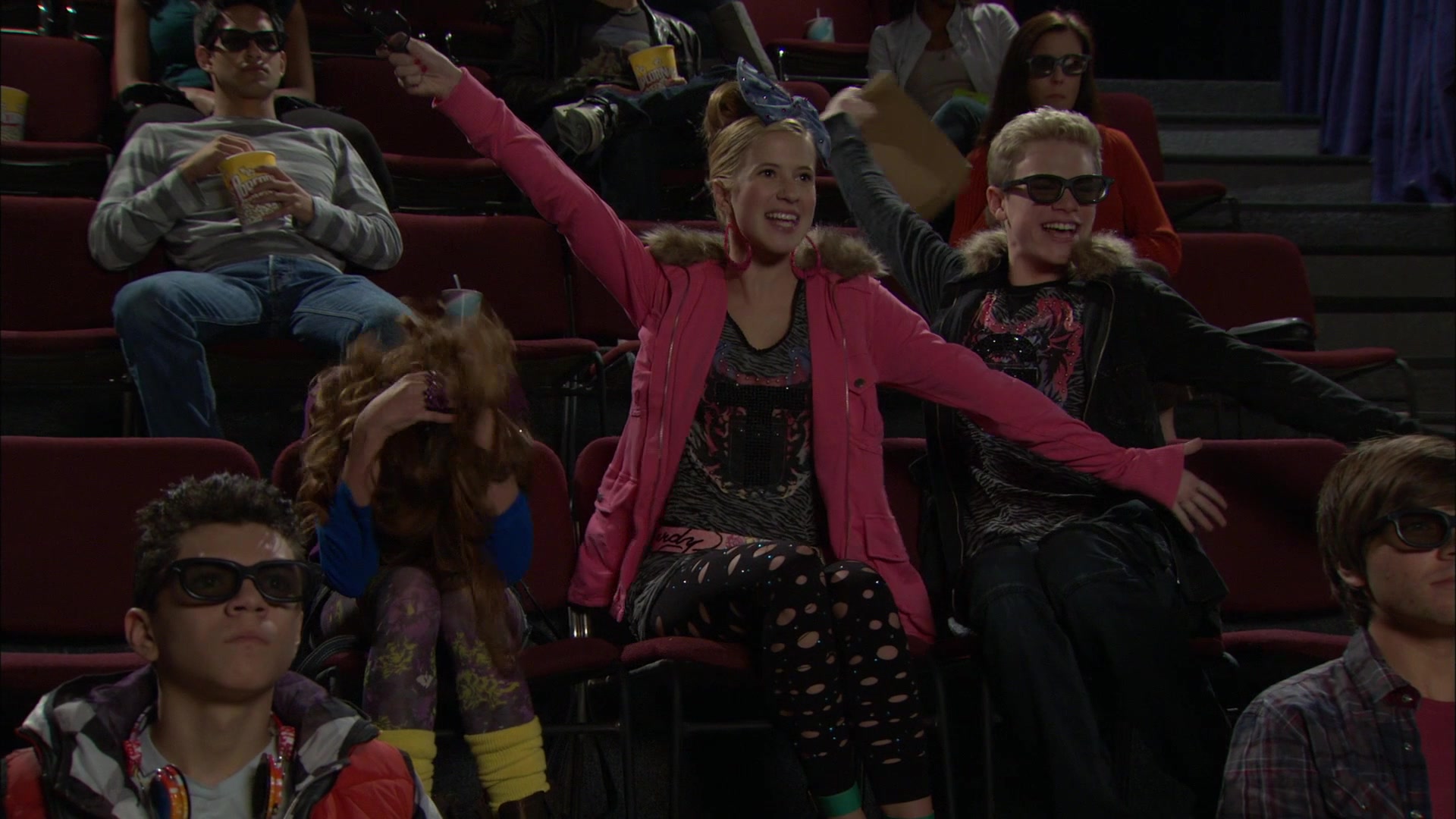 Shake_It_Up_S01E05_1080p_BTD_002424.jpg Shake_It_Up_S01E05_1080p_BTD_002424.jpg