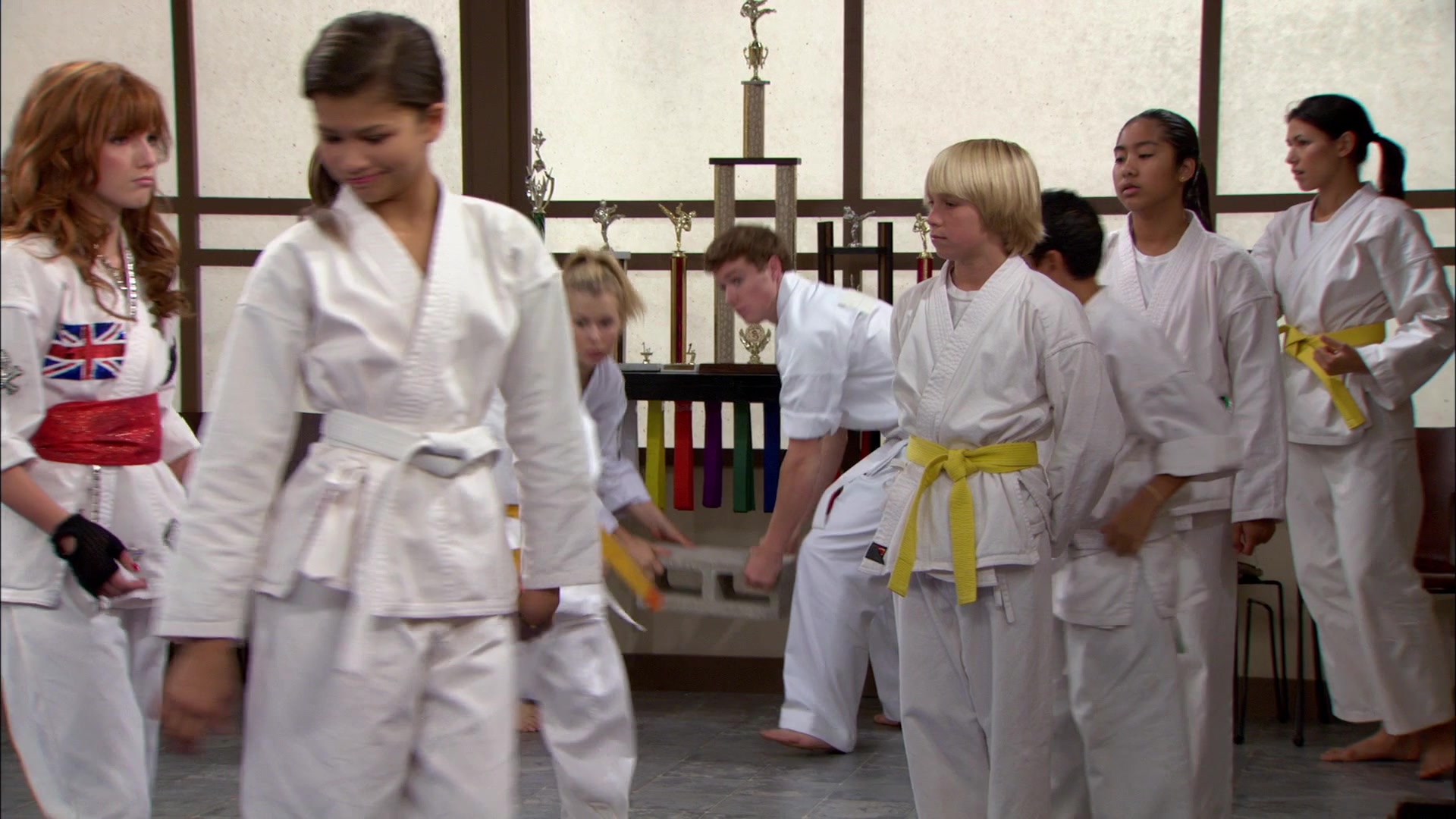 Shake_It_Up_S01E05_1080p_BTD_002753.jpg Shake_It_Up_S01E05_1080p_BTD_002753.jpg