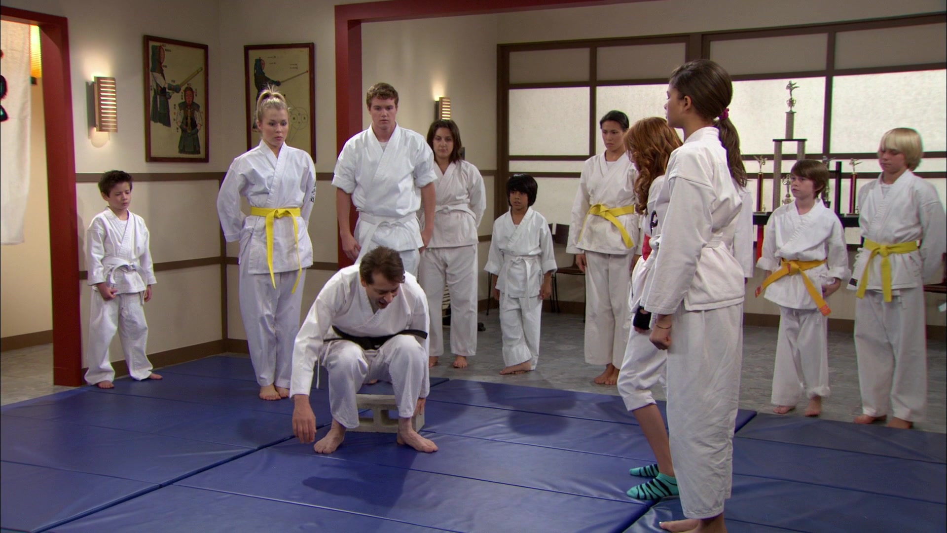 Shake_It_Up_S01E05_1080p_BTD_002784.jpg Shake_It_Up_S01E05_1080p_BTD_002784.jpg