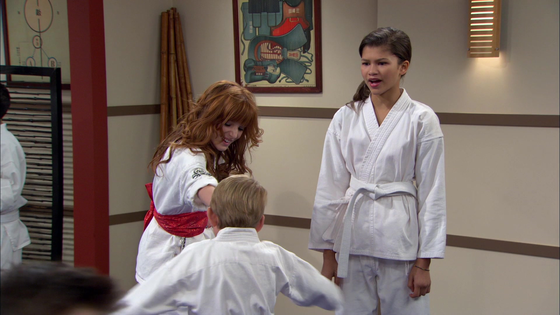 Shake_It_Up_S01E05_1080p_BTD_002891.jpg Shake_It_Up_S01E05_1080p_BTD_002891.jpg