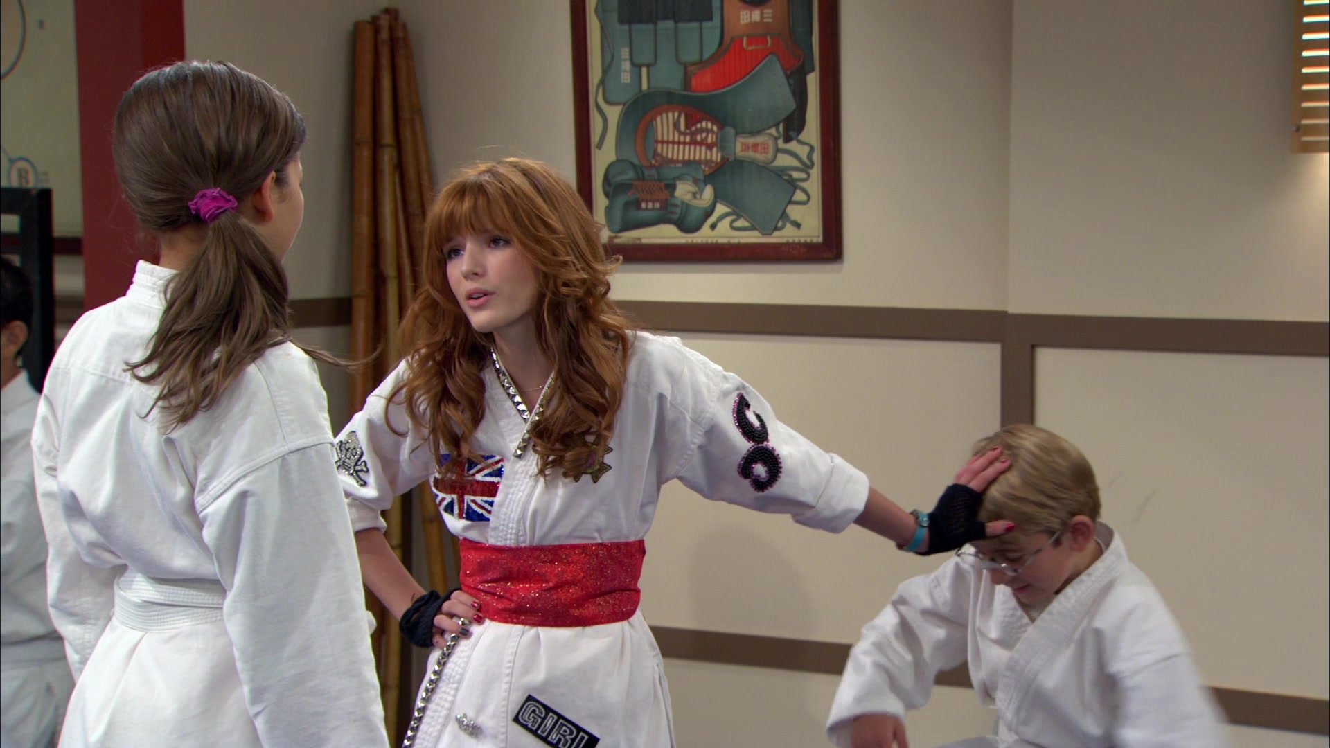 Shake_It_Up_S01E05_1080p_BTD_002932.jpg Shake_It_Up_S01E05_1080p_BTD_002932.jpg