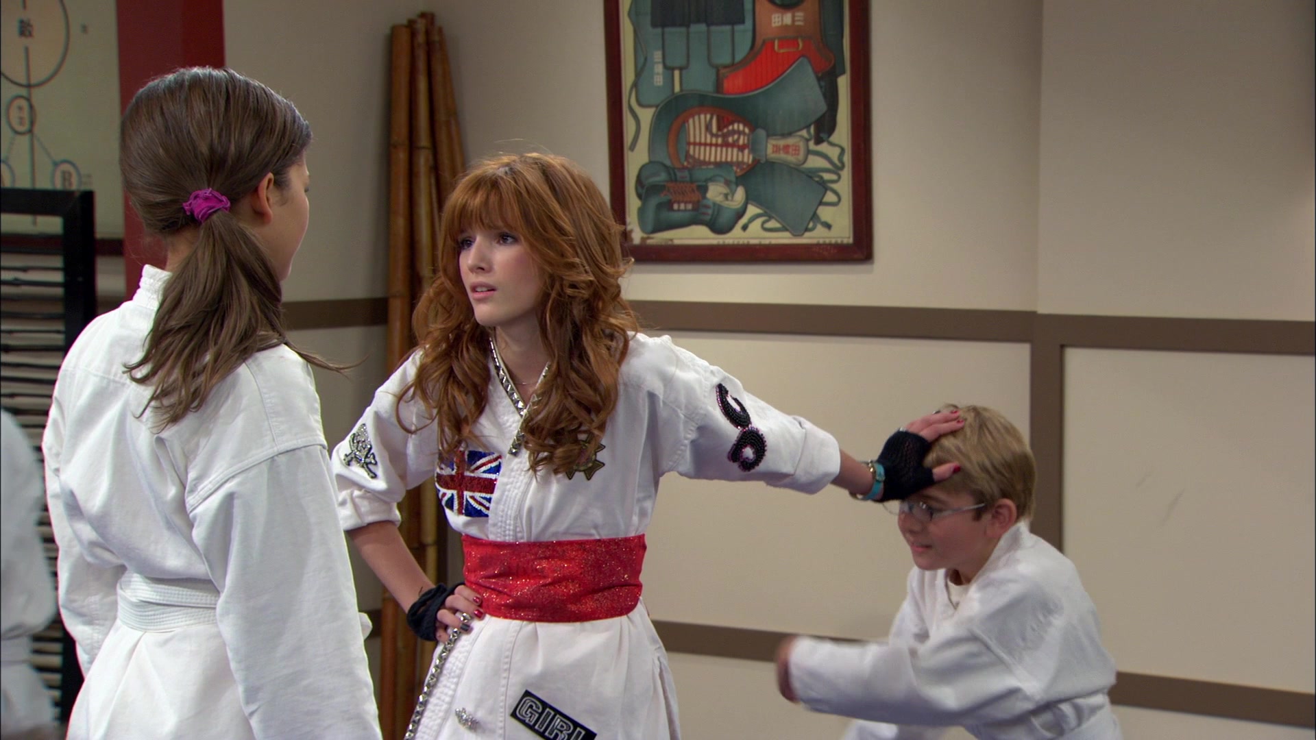 Shake_It_Up_S01E05_1080p_BTD_002936.jpg Shake_It_Up_S01E05_1080p_BTD_002936.jpg