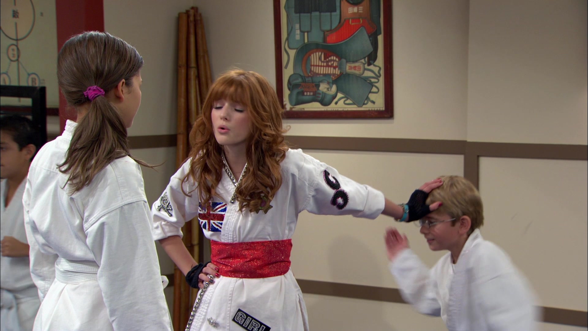 Shake_It_Up_S01E05_1080p_BTD_002937.jpg Shake_It_Up_S01E05_1080p_BTD_002937.jpg