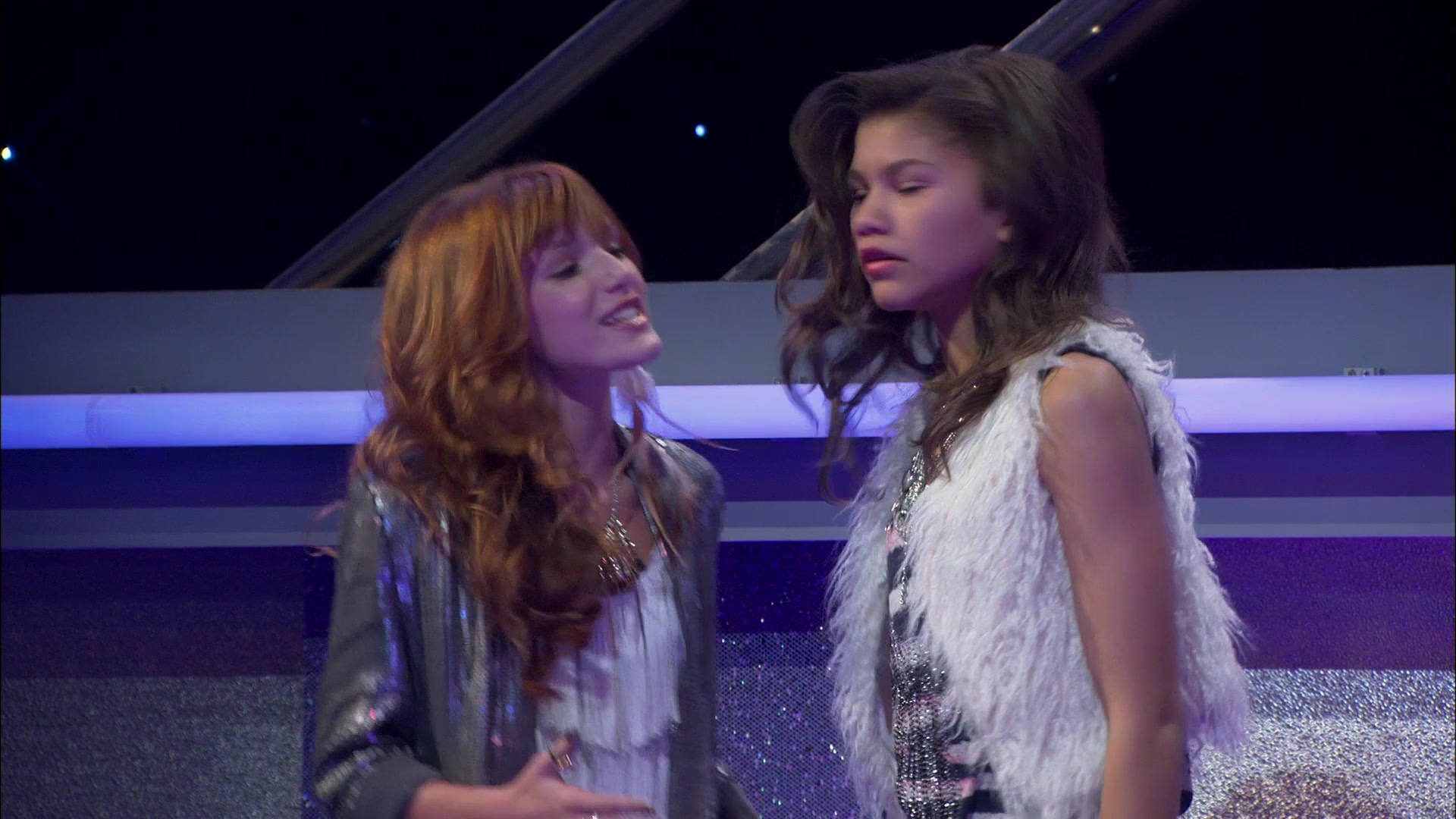 Shake_It_Up_S01E06_1080p_BTD_000082.jpg Shake_It_Up_S01E06_1080p_BTD_000082.jpg