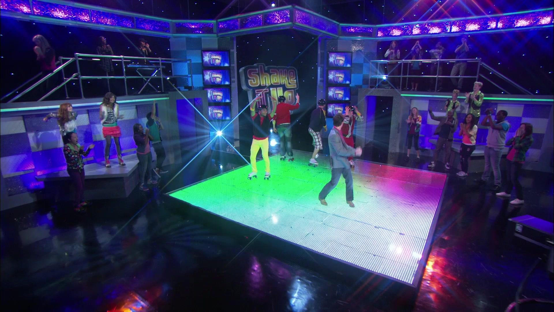Shake_It_Up_S01E06_1080p_BTD_000169.jpg
