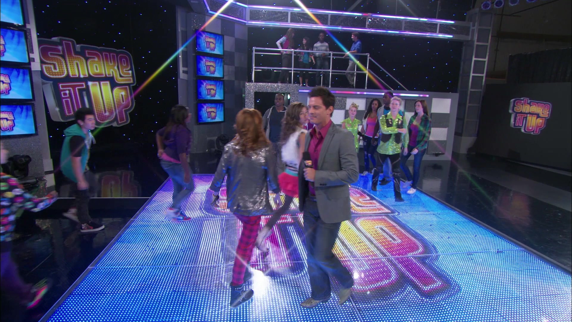 Shake_It_Up_S01E06_1080p_BTD_000193.jpg