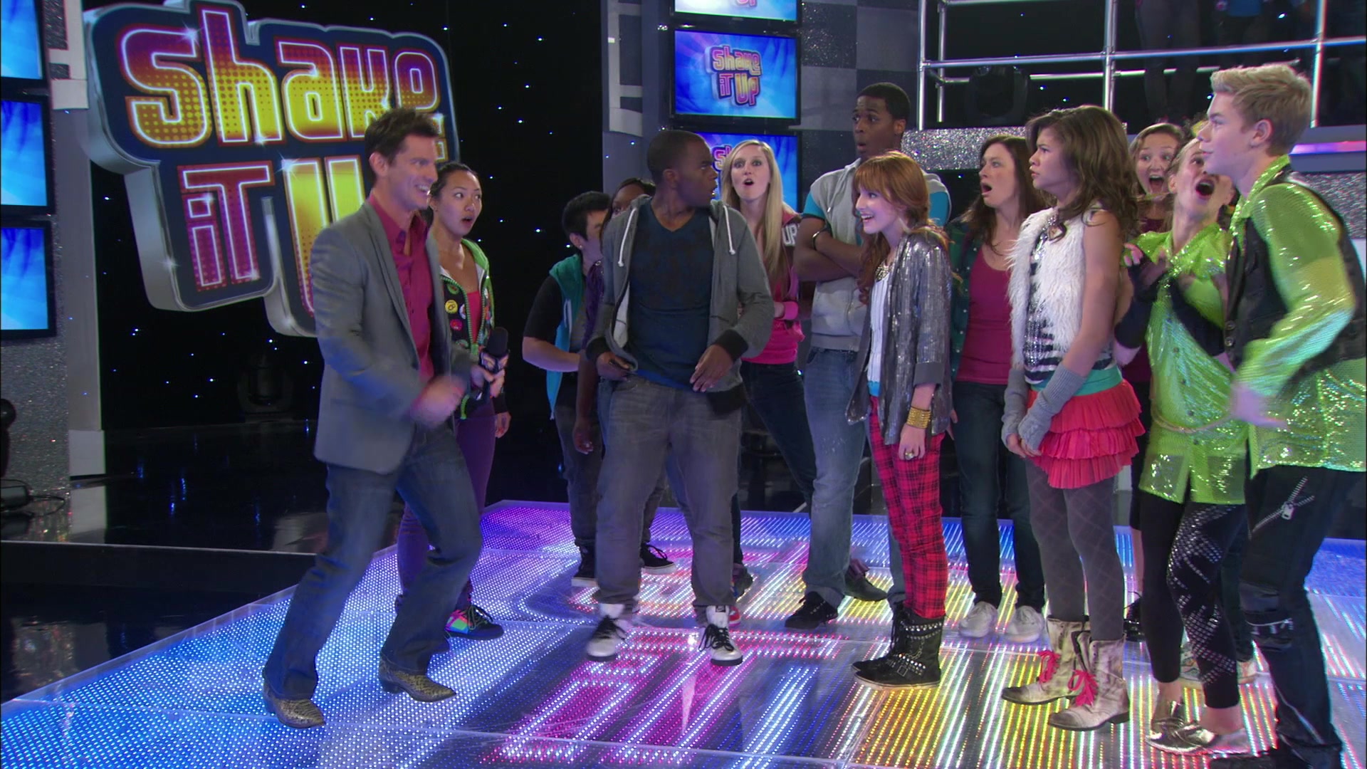Shake_It_Up_S01E06_1080p_BTD_000242.jpg Shake_It_Up_S01E06_1080p_BTD_000242.jpg