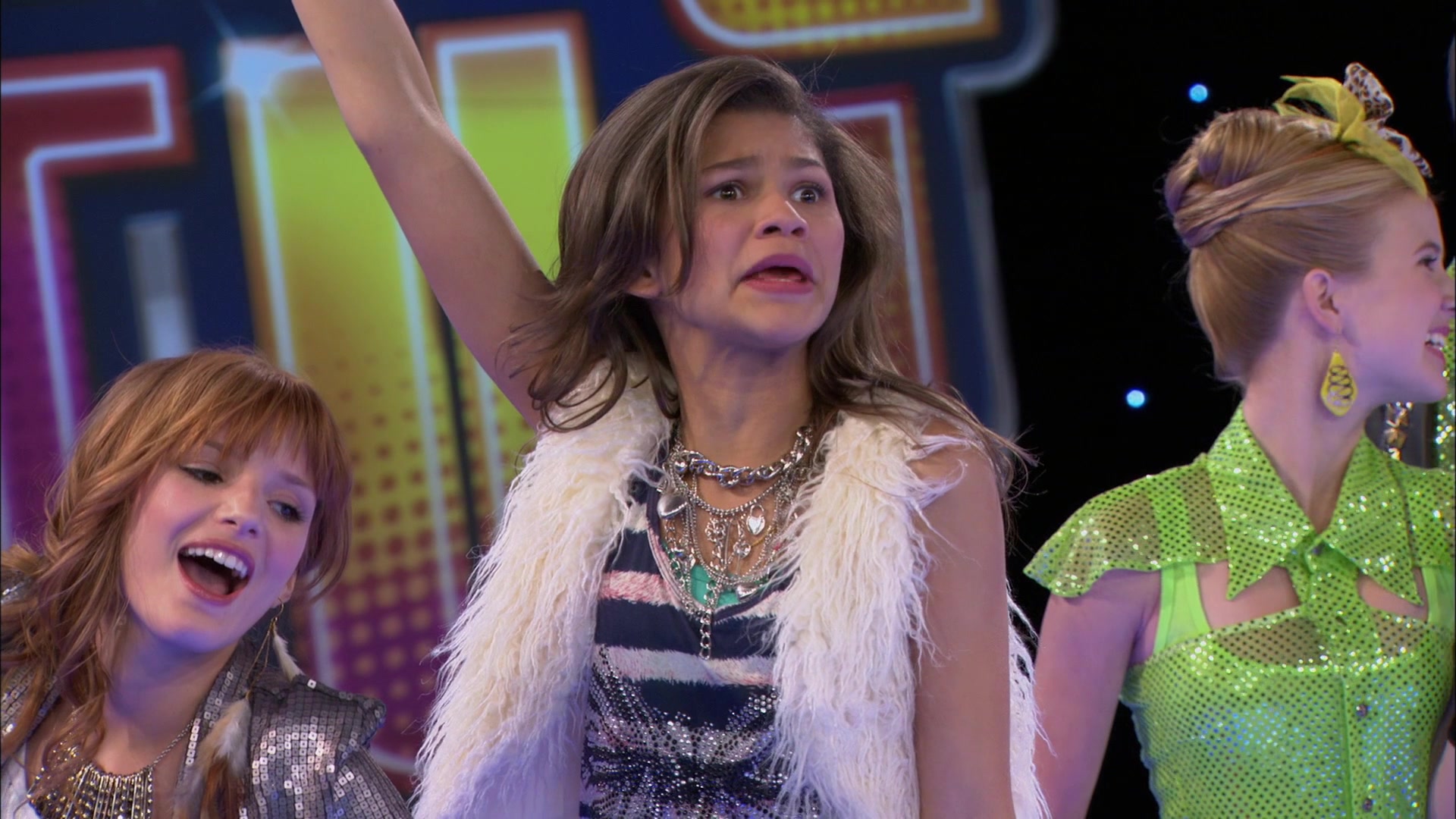 Shake_It_Up_S01E06_1080p_BTD_000667.jpg Shake_It_Up_S01E06_1080p_BTD_000667.jpg