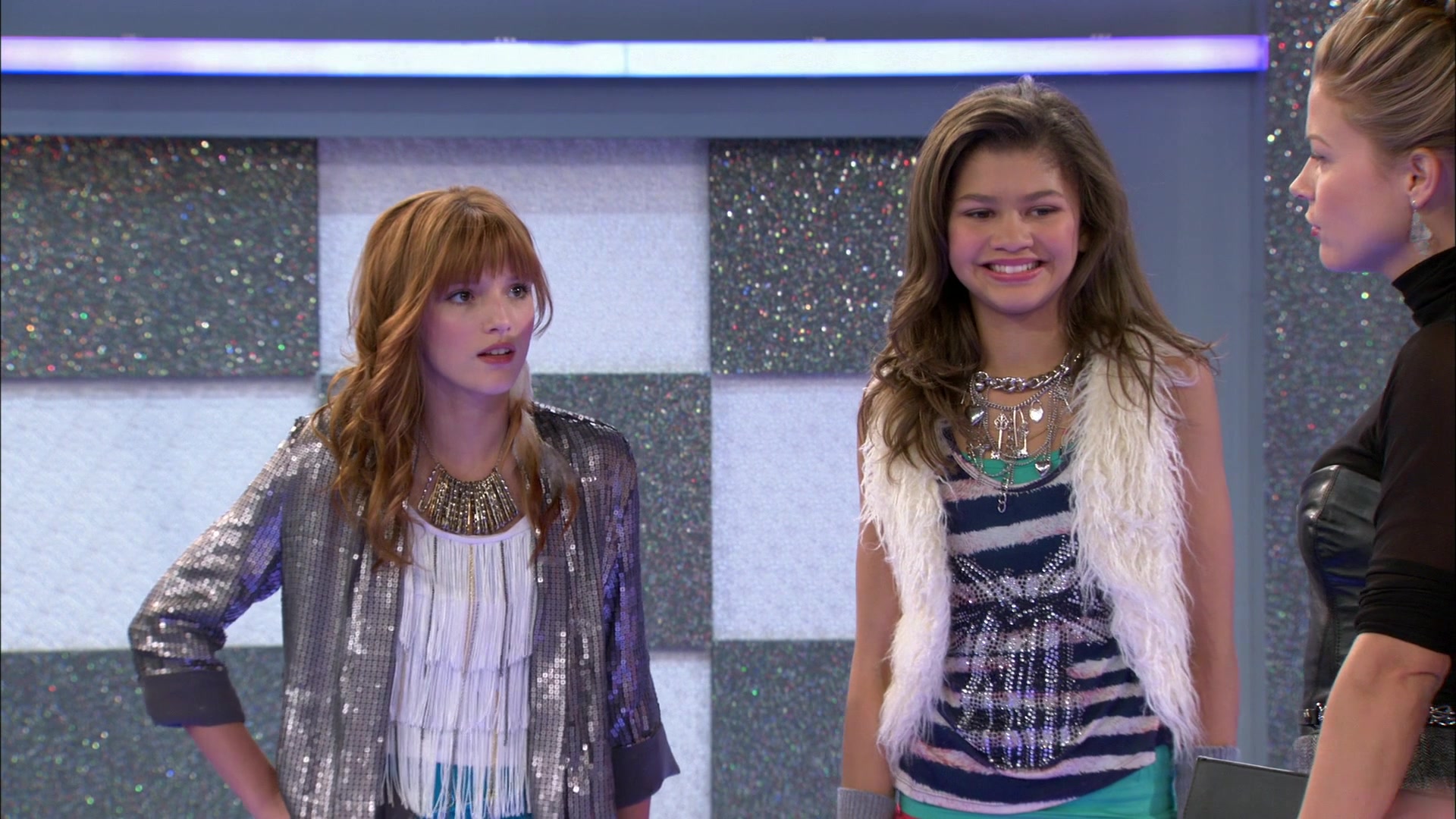 Shake_It_Up_S01E06_1080p_BTD_000760.jpg Shake_It_Up_S01E06_1080p_BTD_000760.jpg