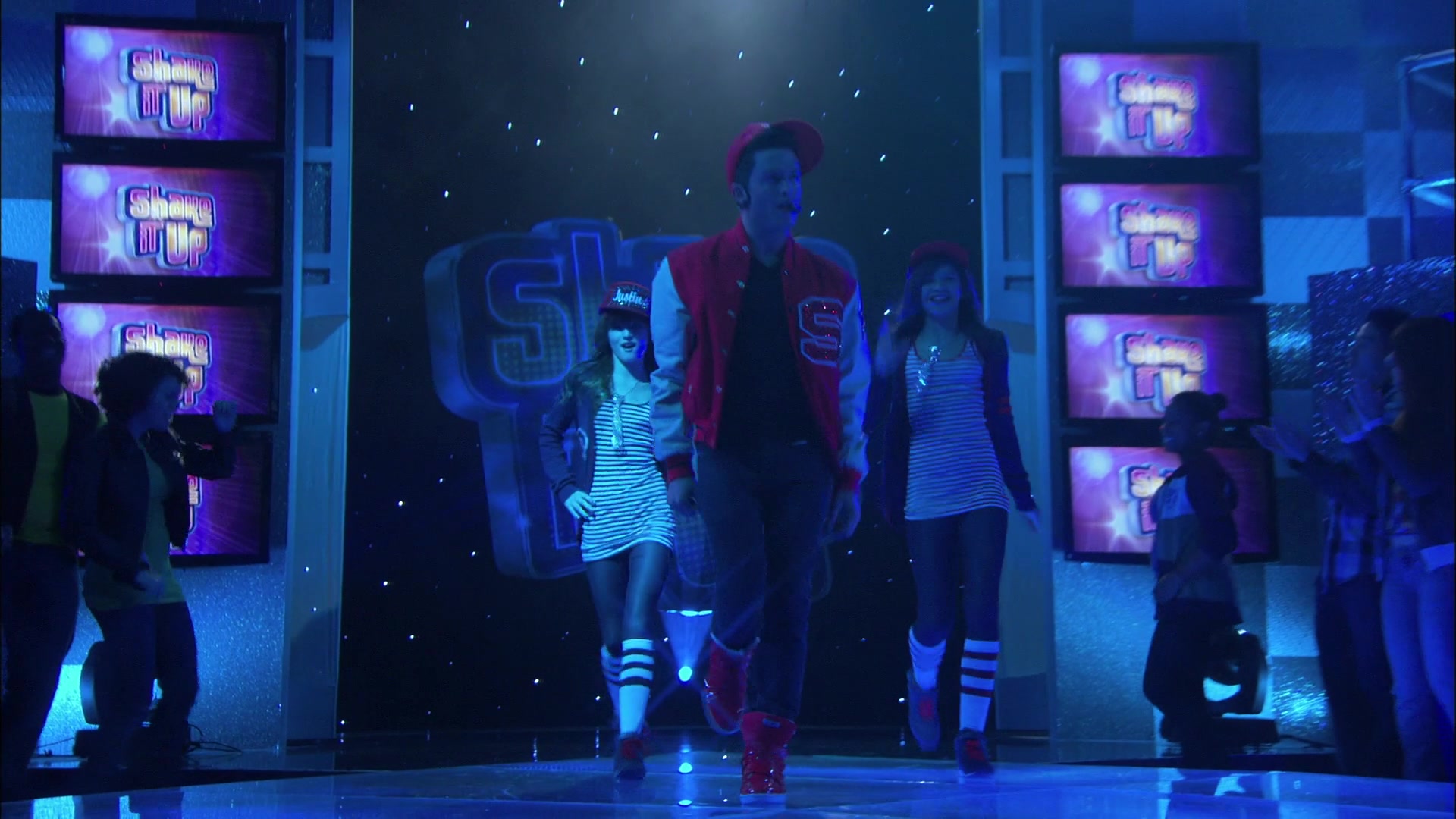 Shake_It_Up_S01E06_1080p_BTD_002054.jpg Shake_It_Up_S01E06_1080p_BTD_002054.jpg
