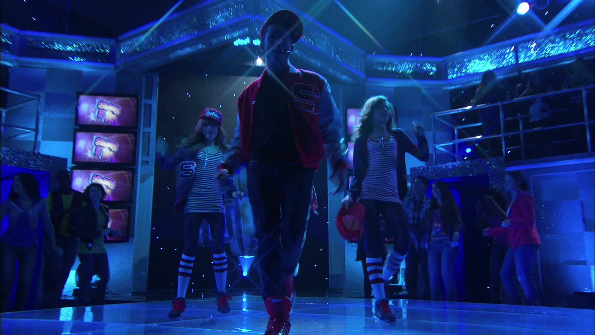Shake_It_Up_S01E06_1080p_BTD_002057.jpg Shake_It_Up_S01E06_1080p_BTD_002057.jpg