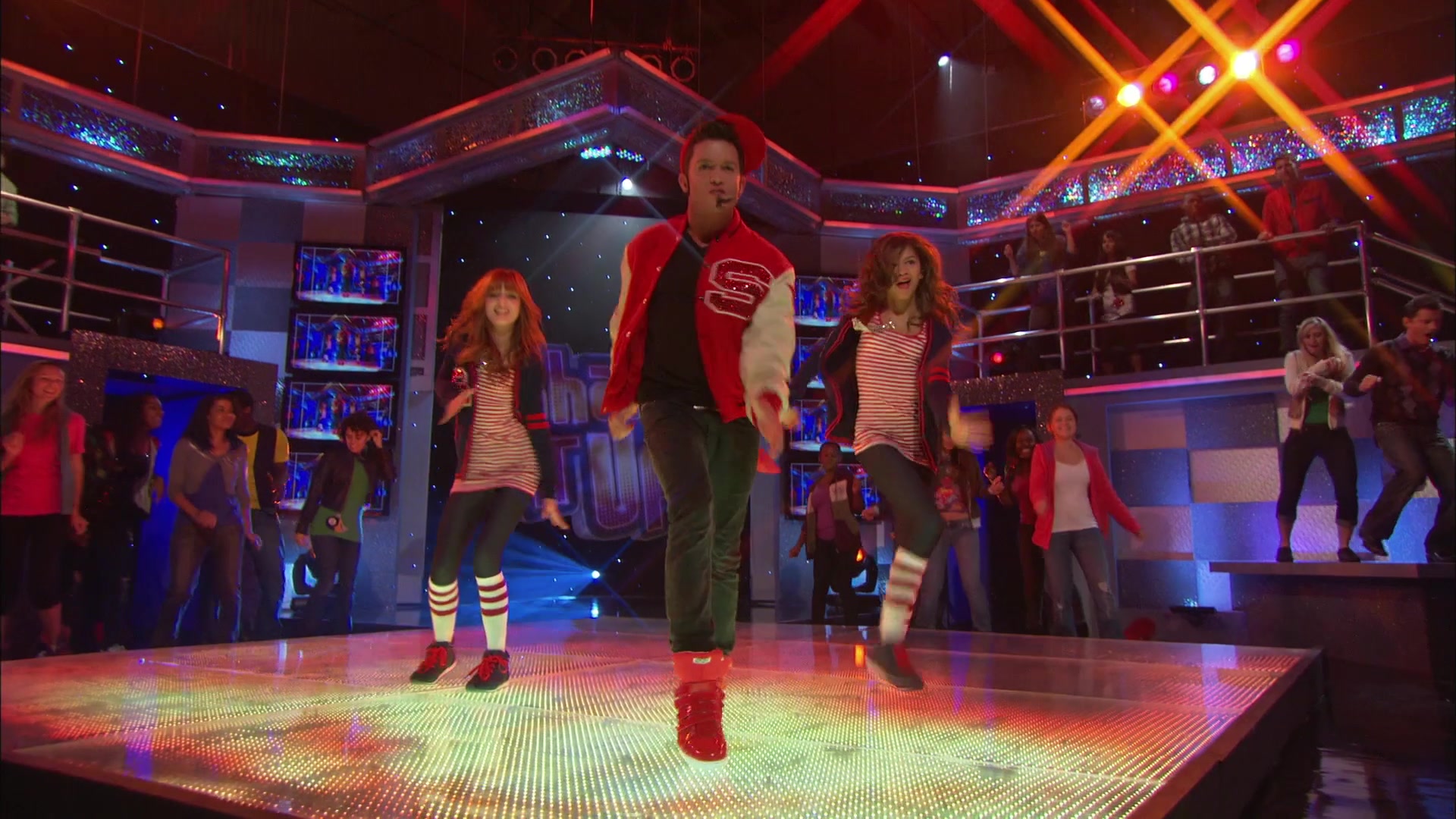 Shake_It_Up_S01E06_1080p_BTD_002065.jpg Shake_It_Up_S01E06_1080p_BTD_002065.jpg