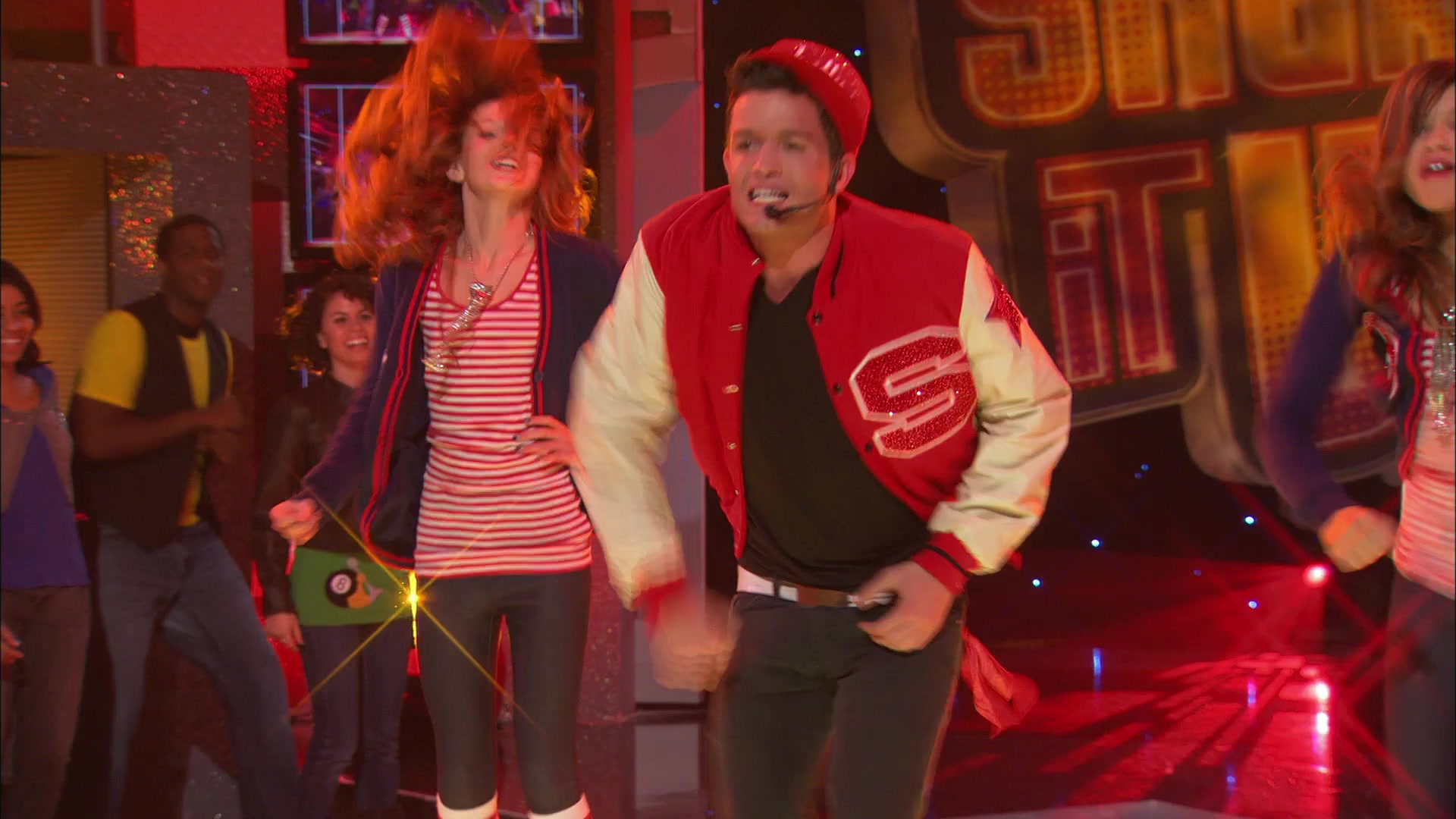 Shake_It_Up_S01E06_1080p_BTD_002096.jpg