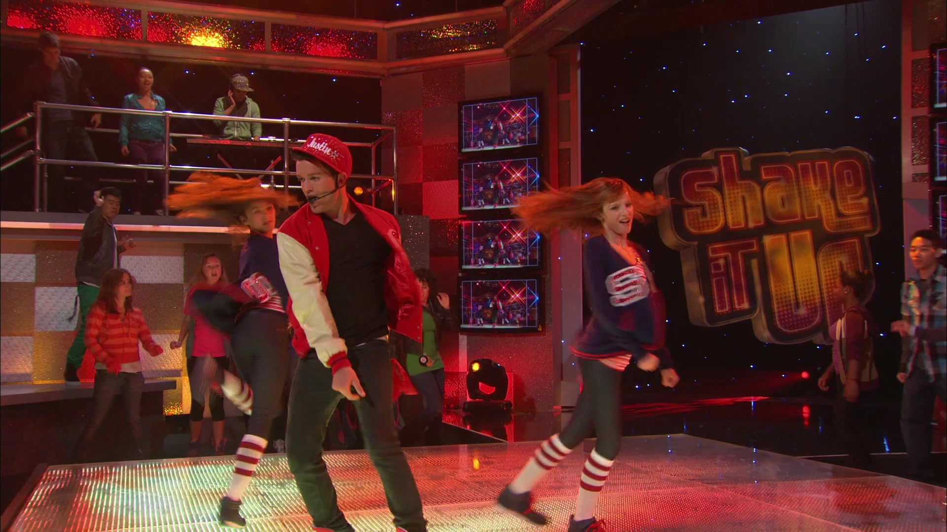 Shake_It_Up_S01E06_1080p_BTD_002154.jpg