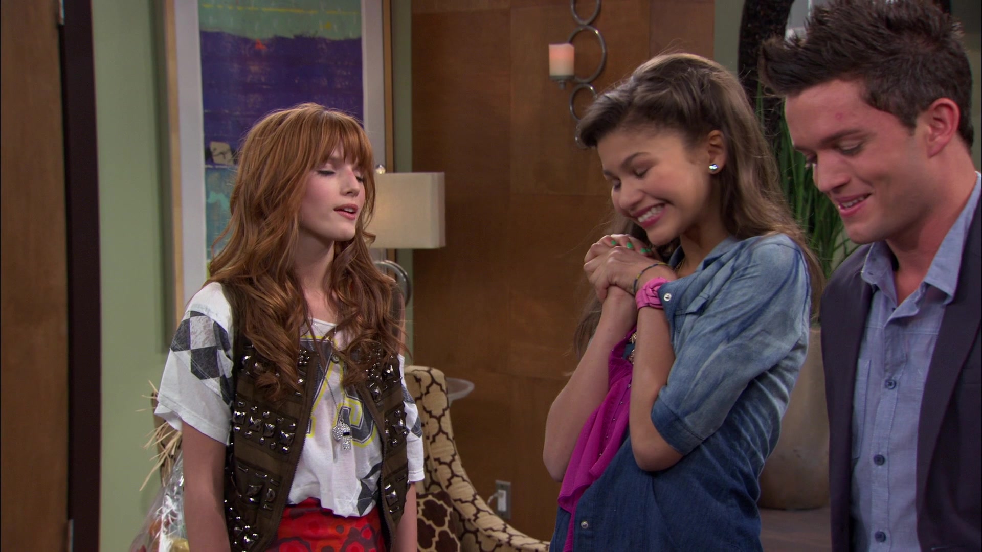 Shake_It_Up_S01E06_1080p_BTD_002818.jpg Shake_It_Up_S01E06_1080p_BTD_002818.jpg