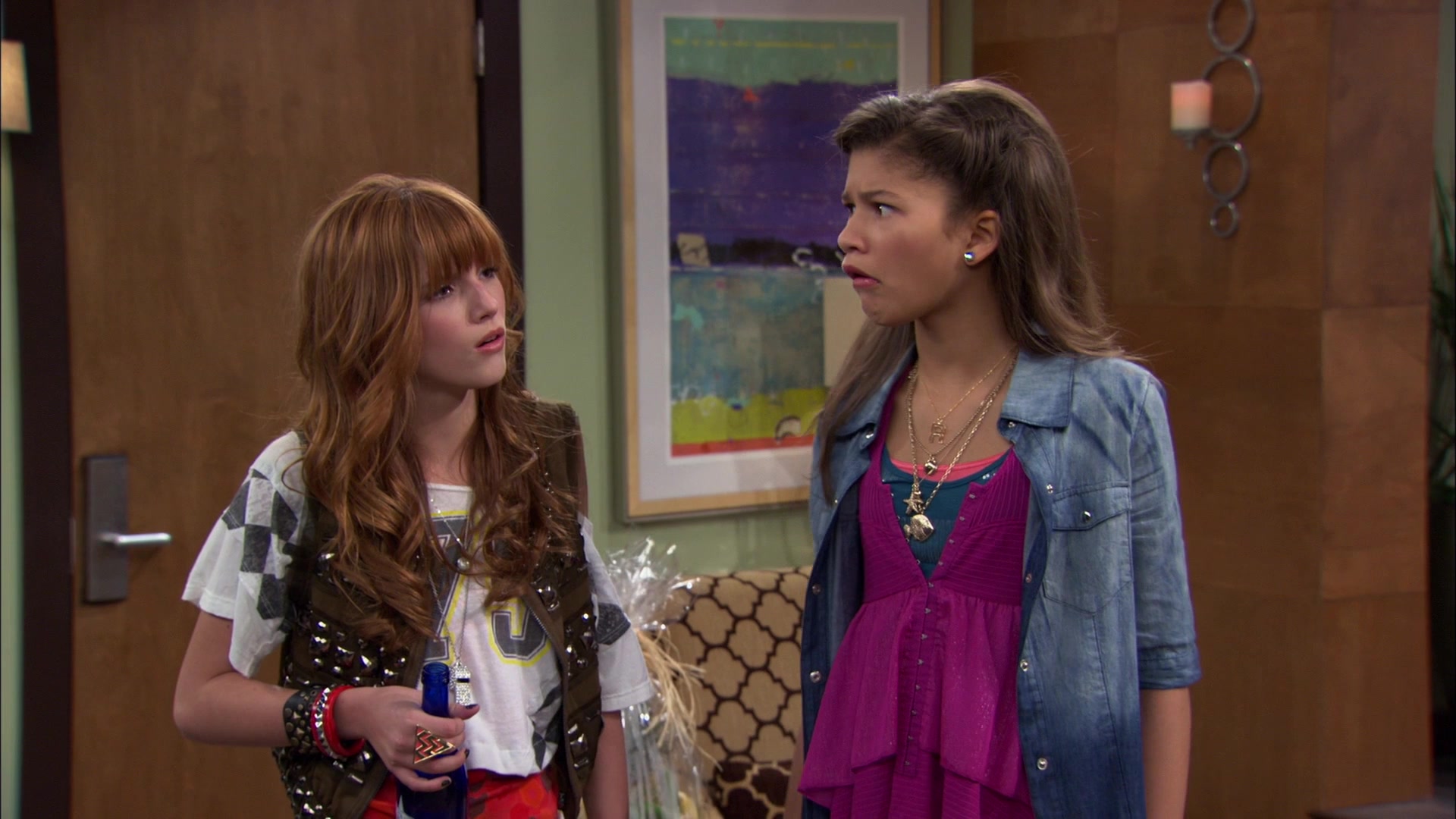 Shake_It_Up_S01E06_1080p_BTD_002893.jpg Shake_It_Up_S01E06_1080p_BTD_002893.jpg