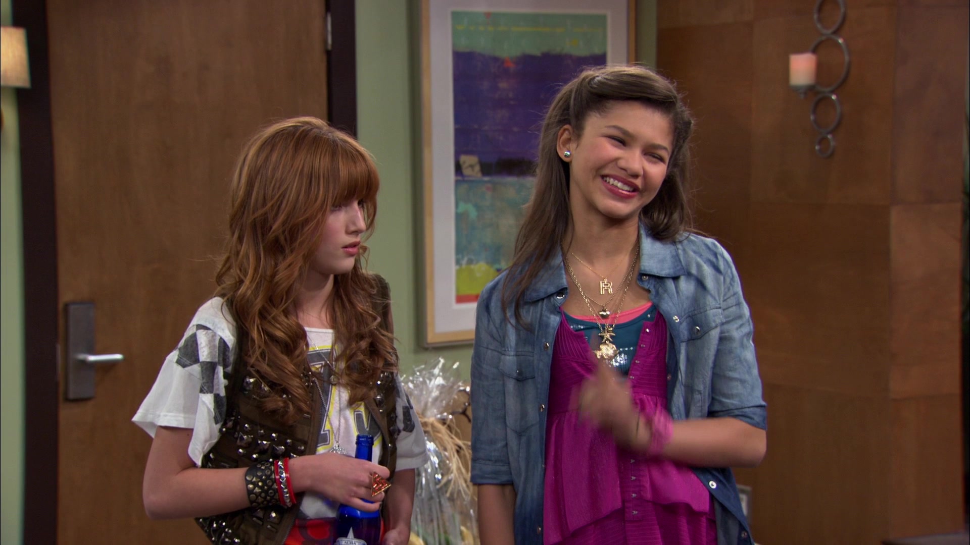 Shake_It_Up_S01E06_1080p_BTD_002926.jpg Shake_It_Up_S01E06_1080p_BTD_002926.jpg