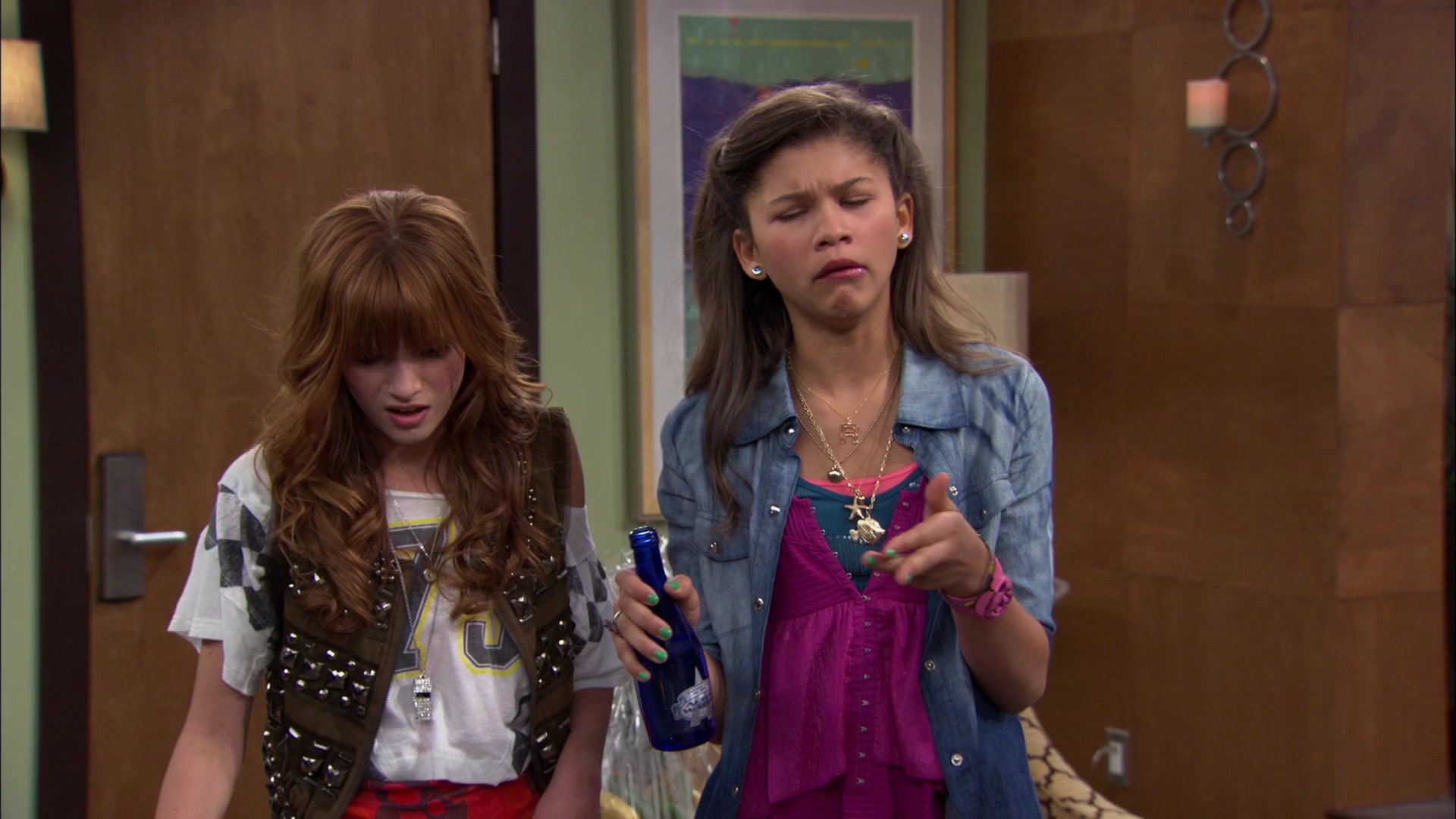 Shake_It_Up_S01E06_1080p_BTD_002947.jpg