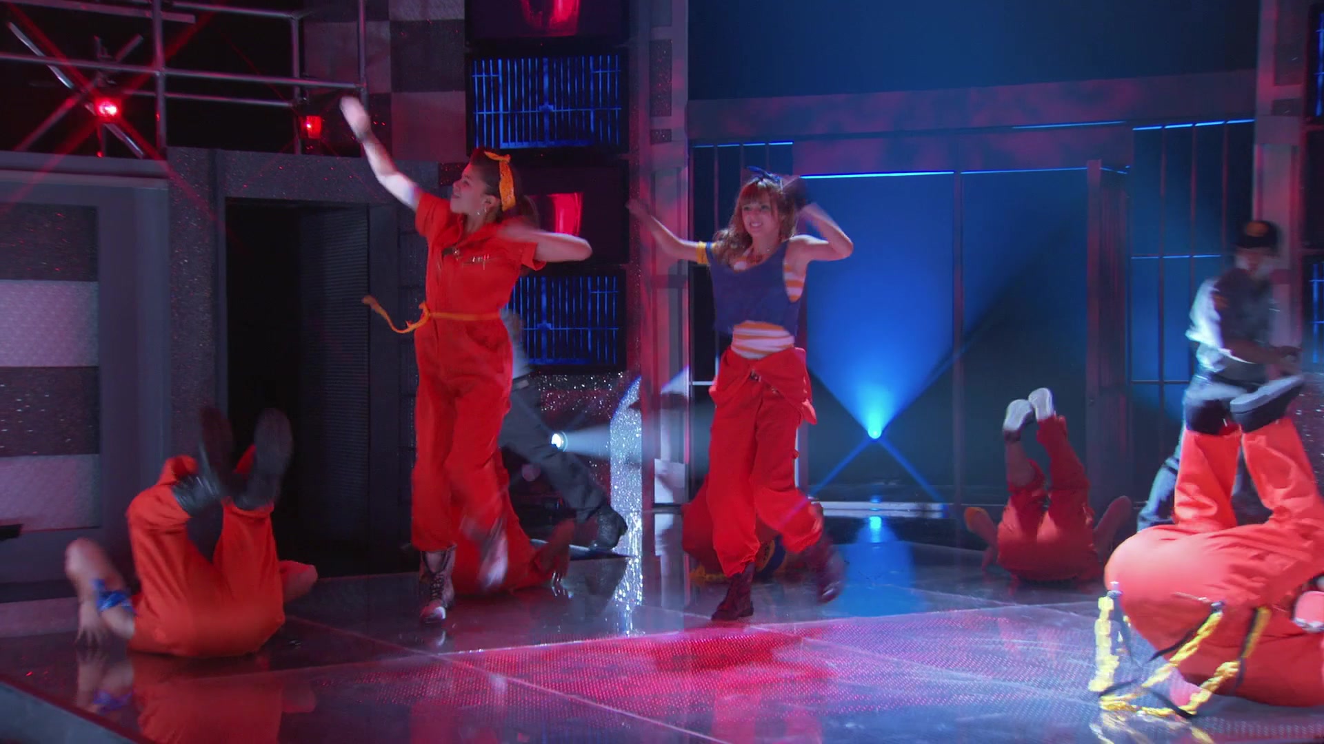 Shake_It_Up_S01E07_1080p_BTD_000083.jpg